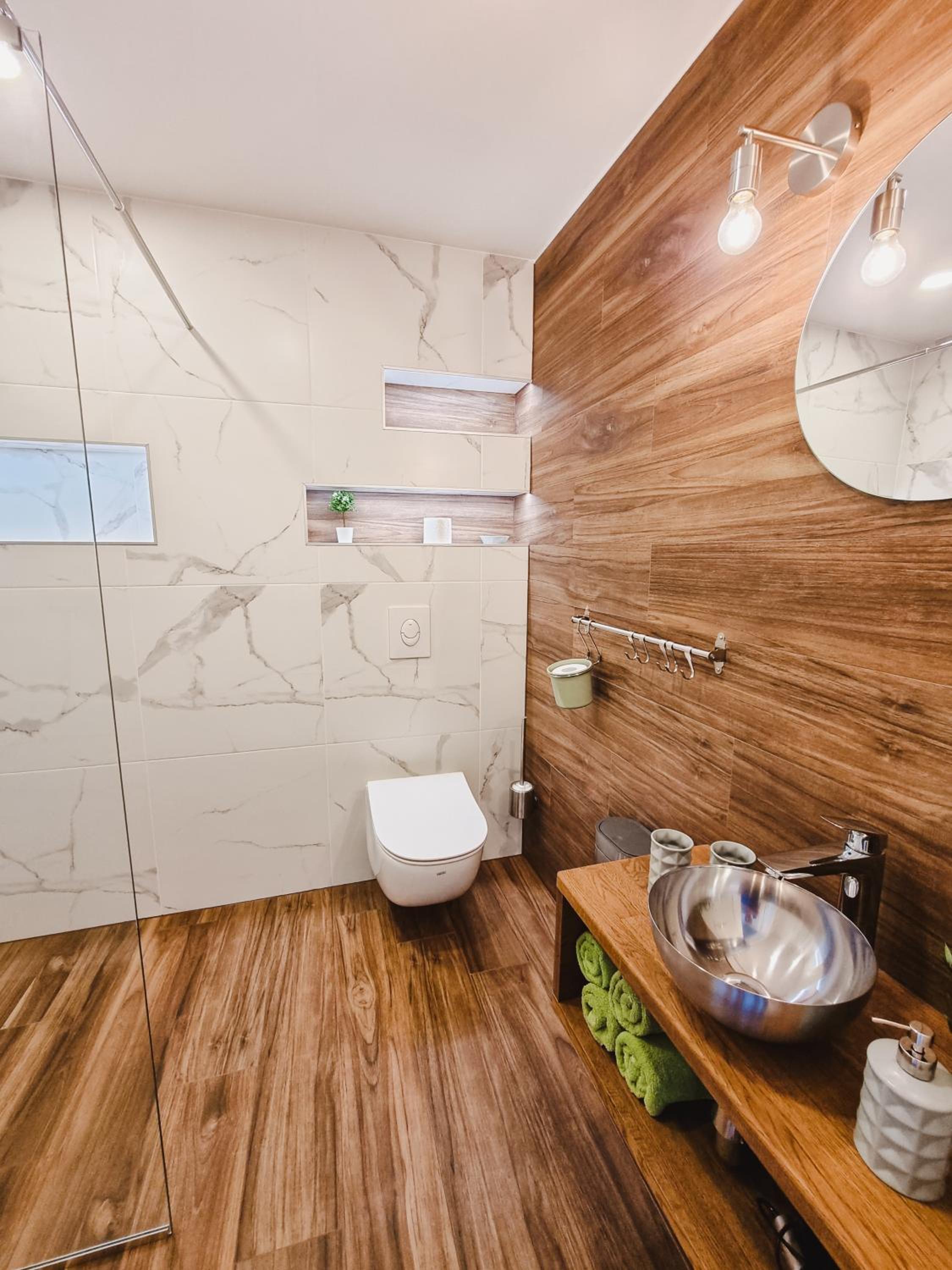 Family Room with Private Bathroom photo 3
