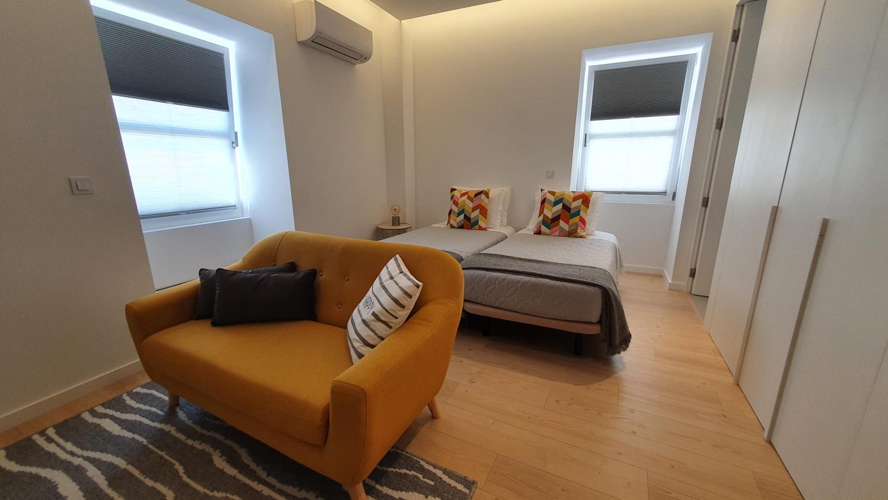 One-Bedroom Apartment - Photo 5