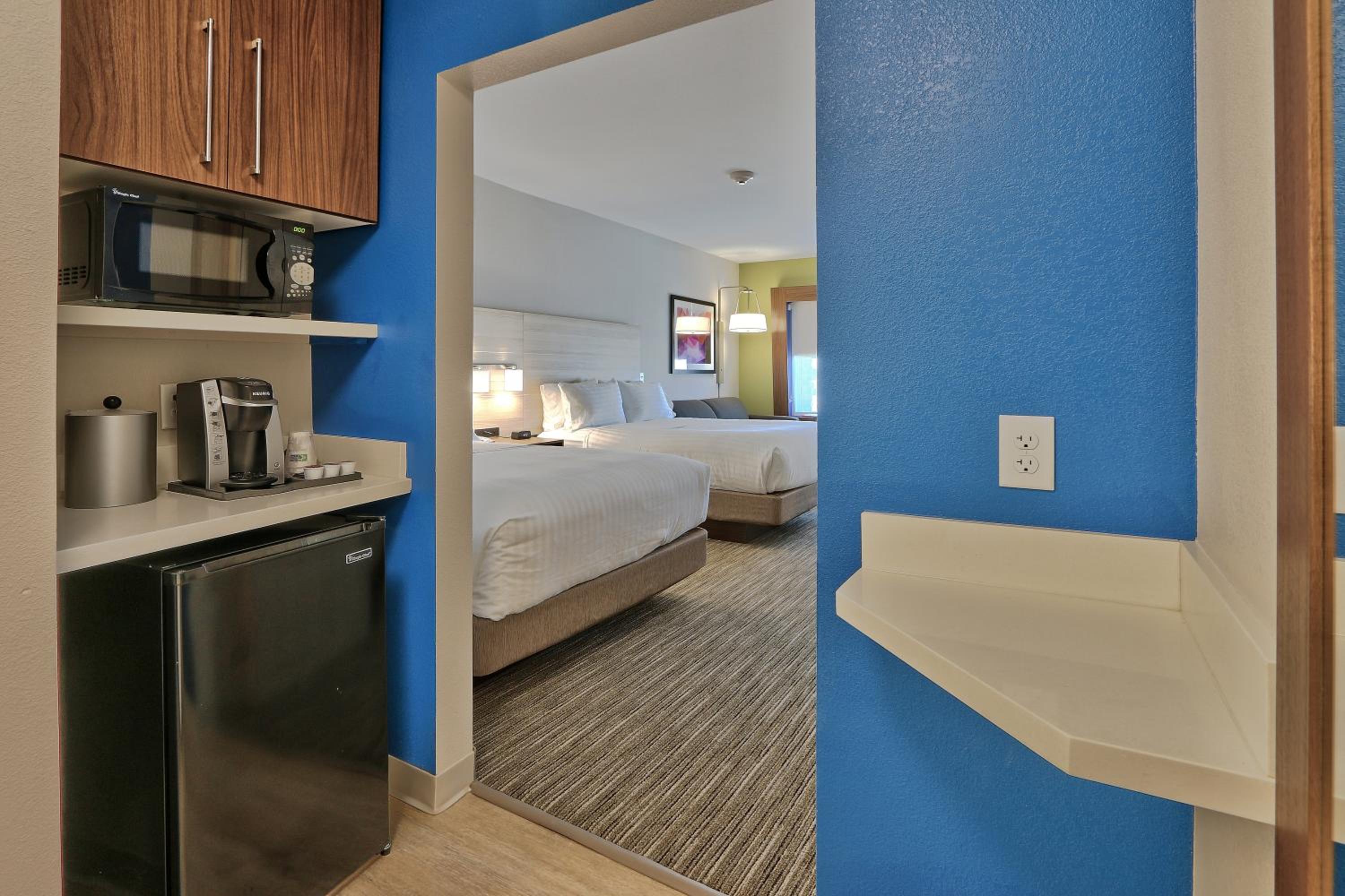 Suite with Two Queen Beds