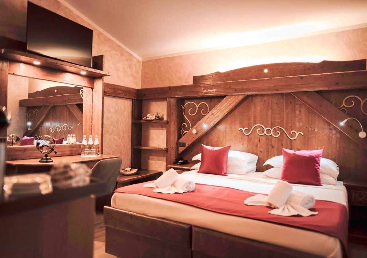 Deluxe Double Room - Photo 2