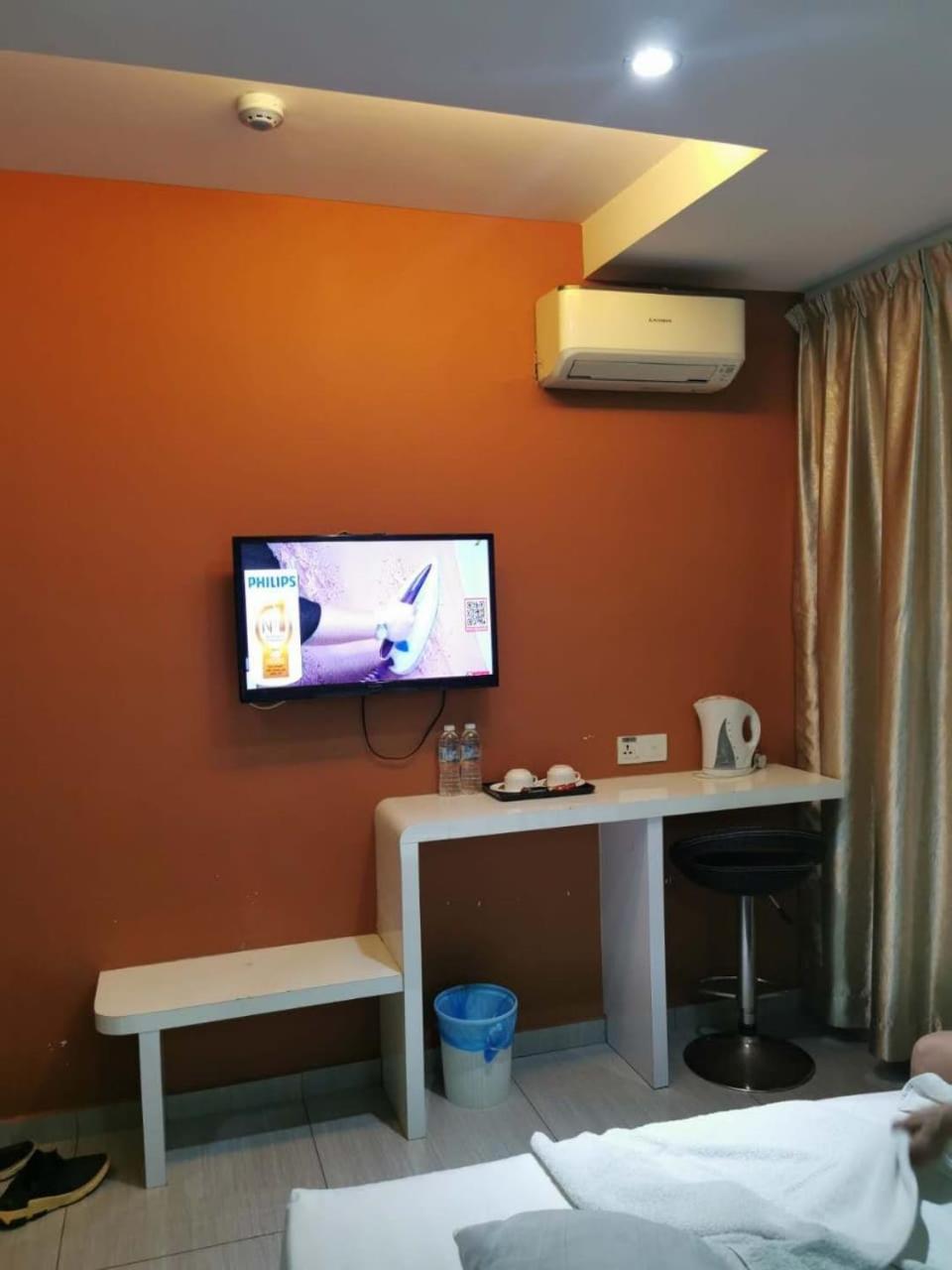 Standard Queen Room - Photo 4