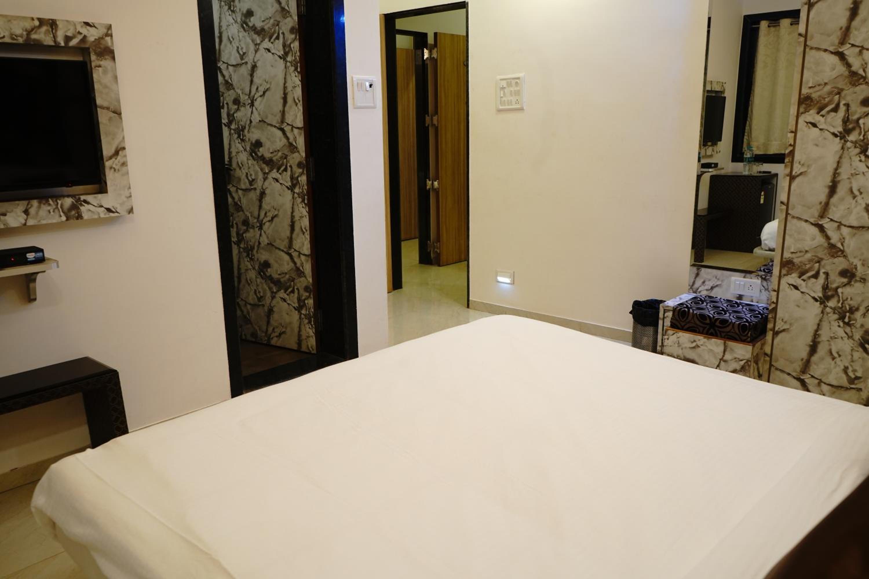 Two-Bedroom Family Suite
