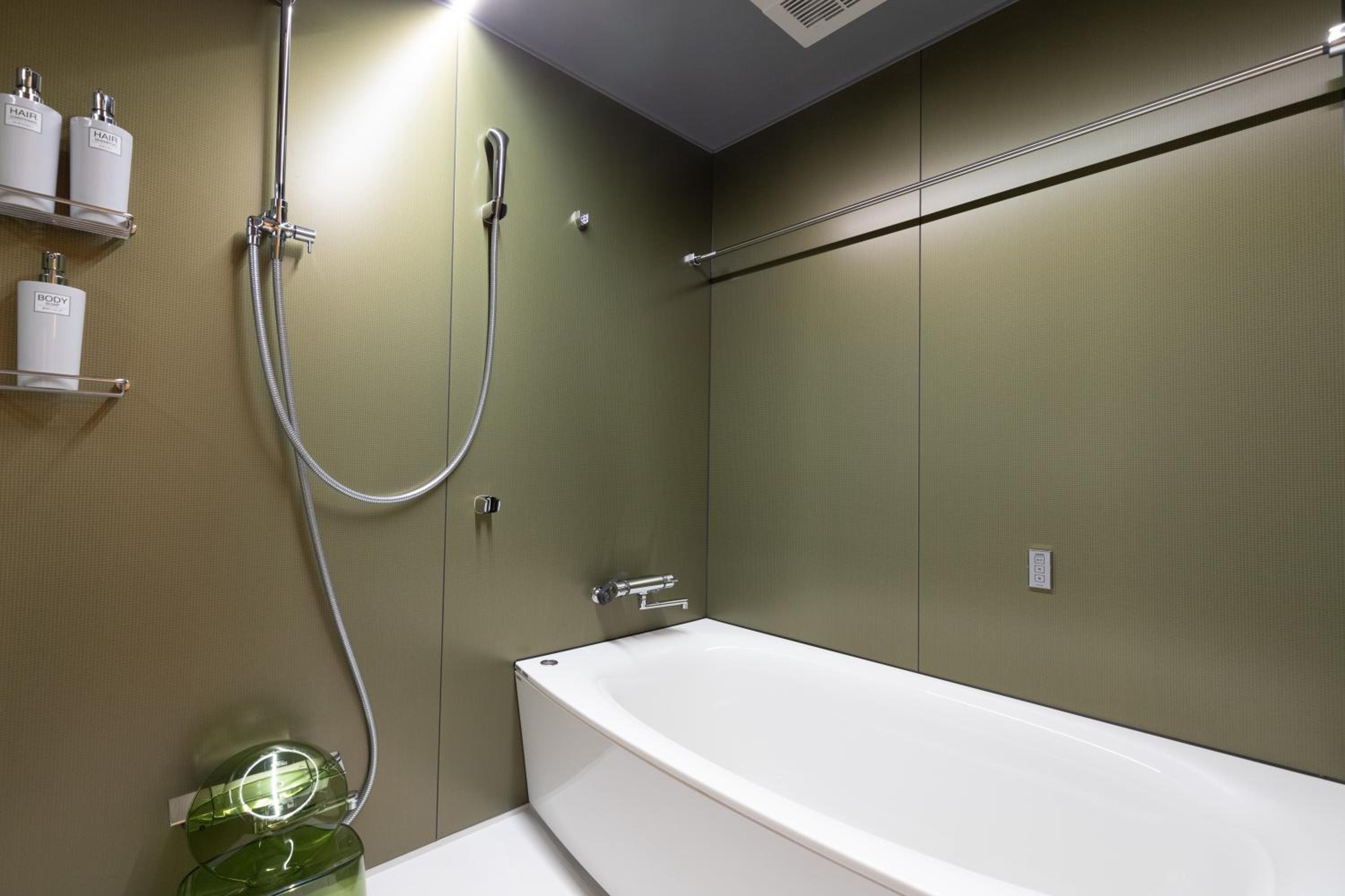 Family Suite - Photo 12