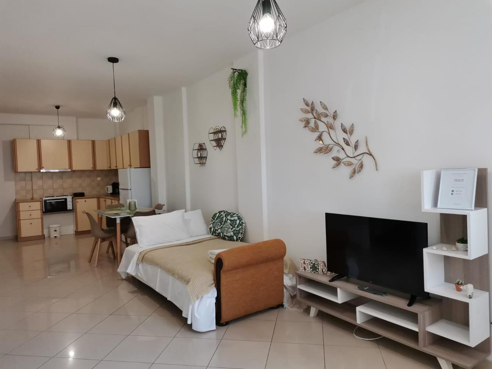 Three-Bedroom Apartment with Garden