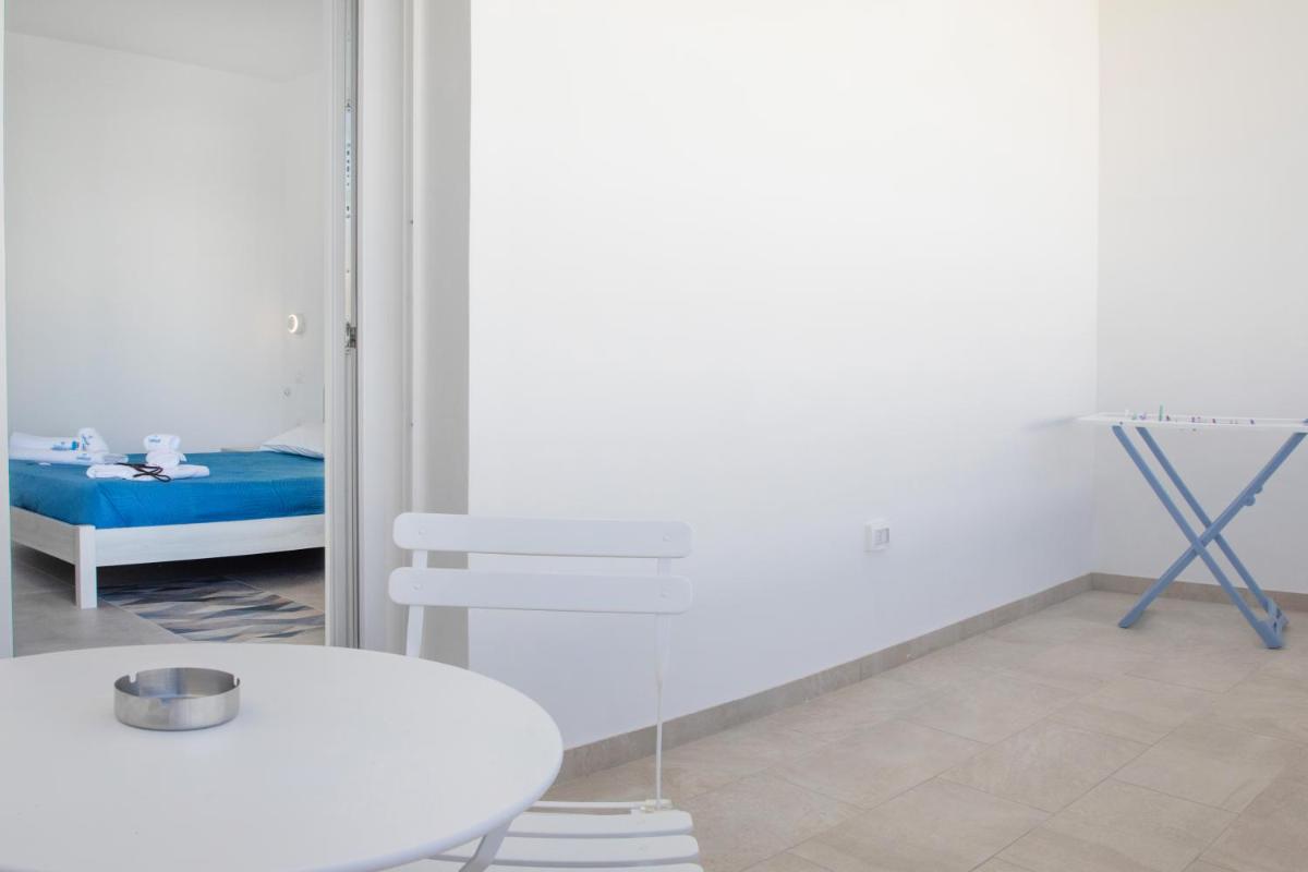 Double Room with Private Bathroom - Photo 20
