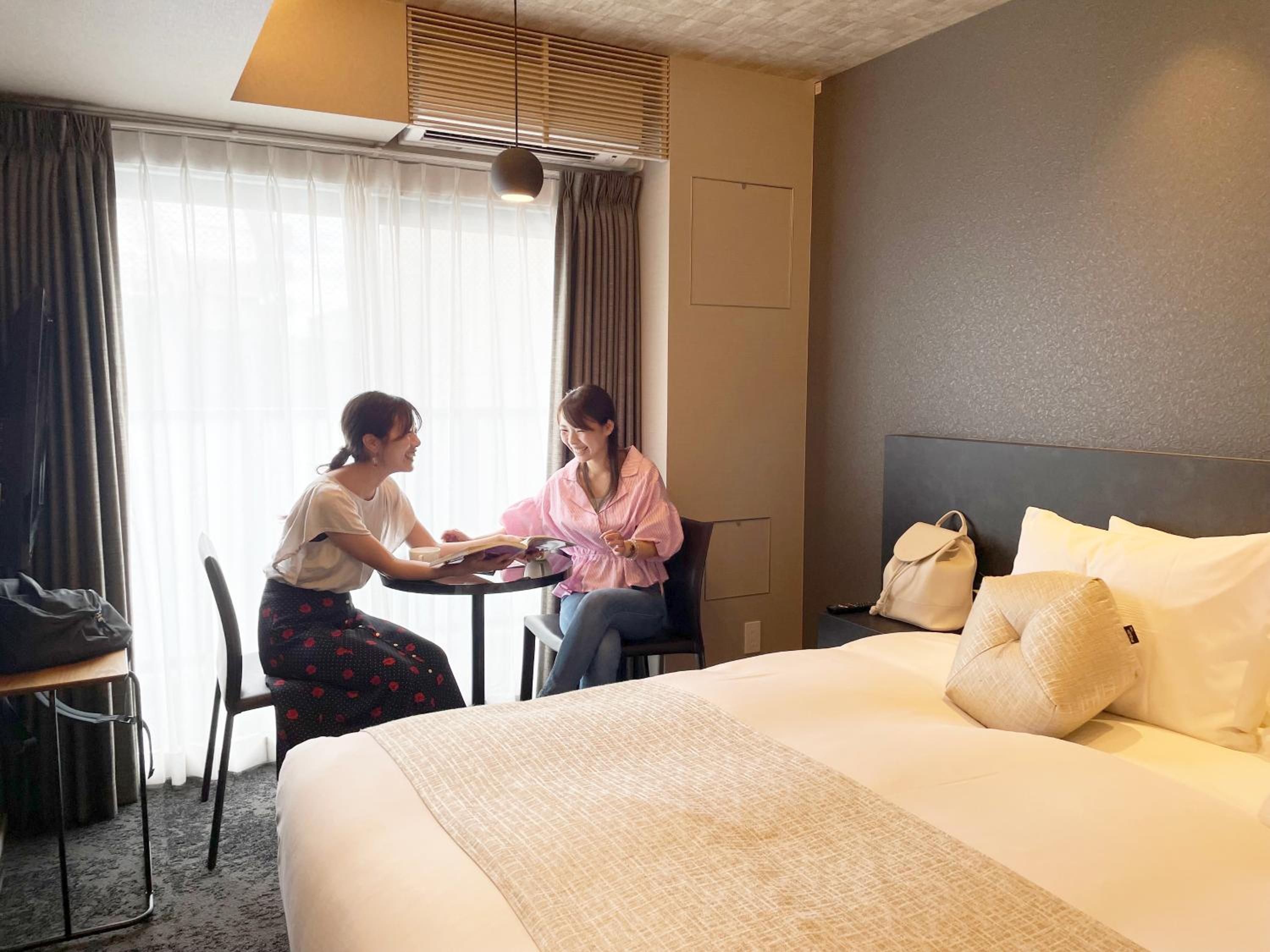 Superior King Room - Photo 13