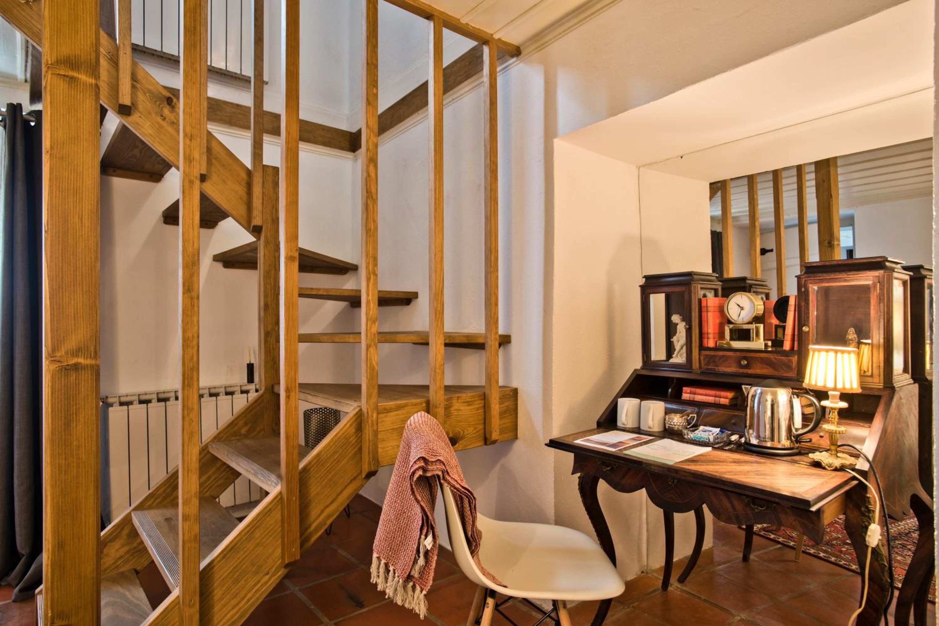 Duplex Suite - Photo 2