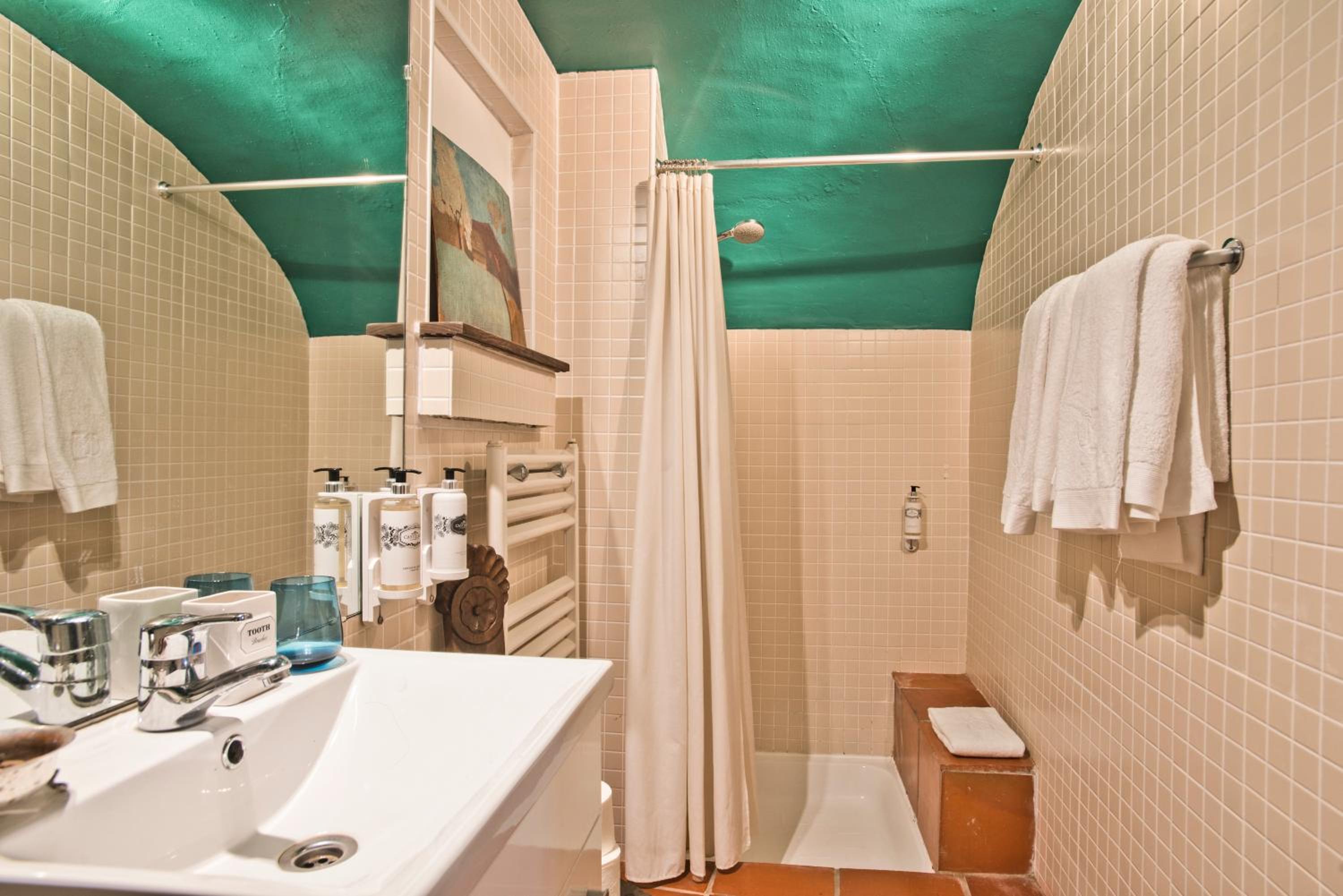Duplex Suite - Photo 5