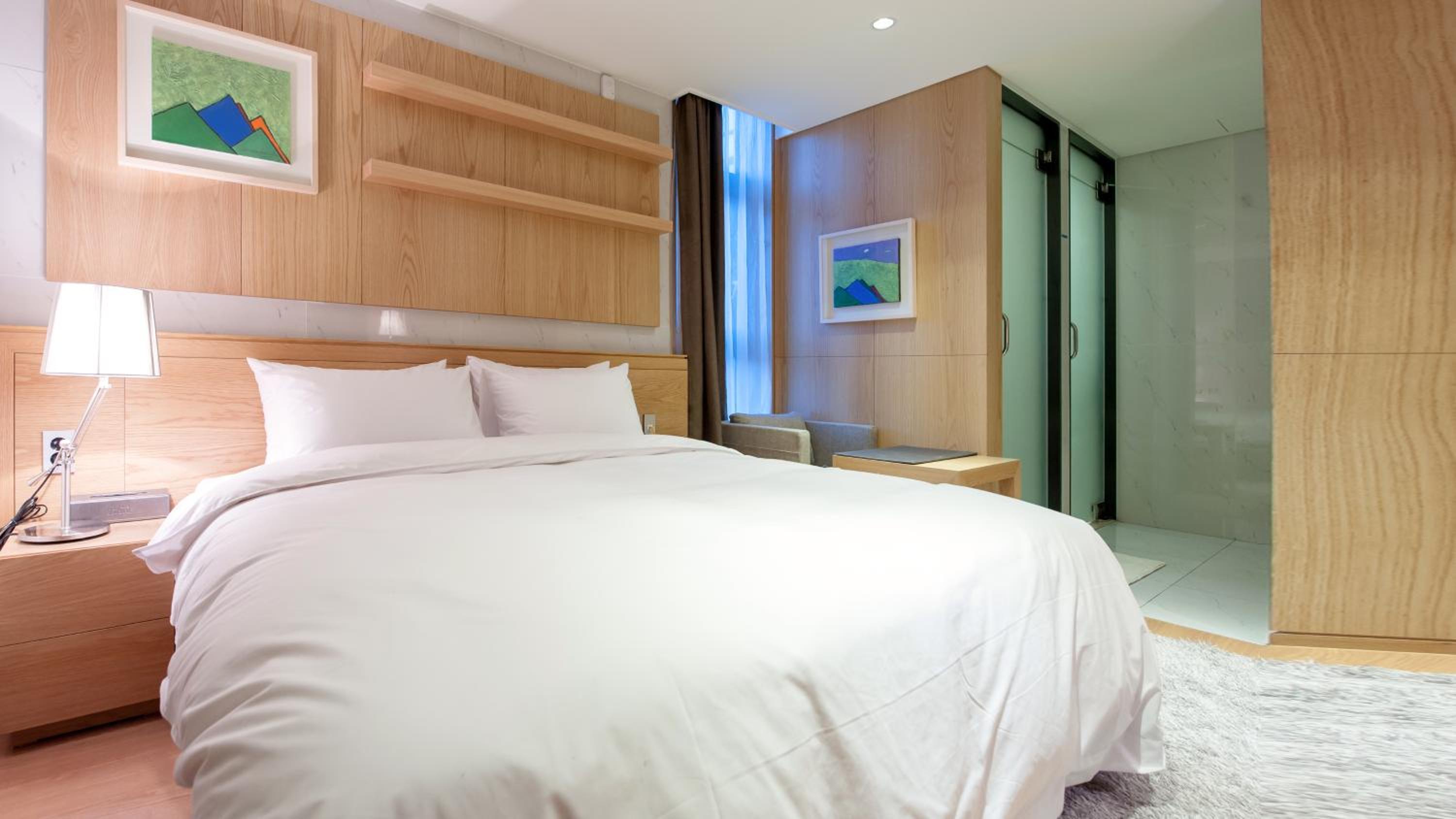 Standard Double Room — the supplier's photographs — photo 2