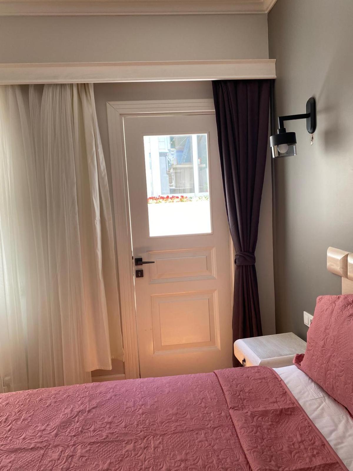 Economy Double Room photo 3