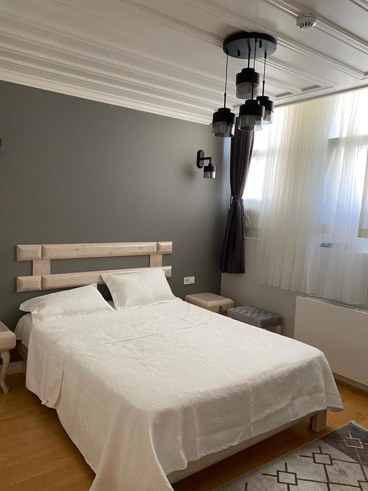 Budget Double Room photo 2