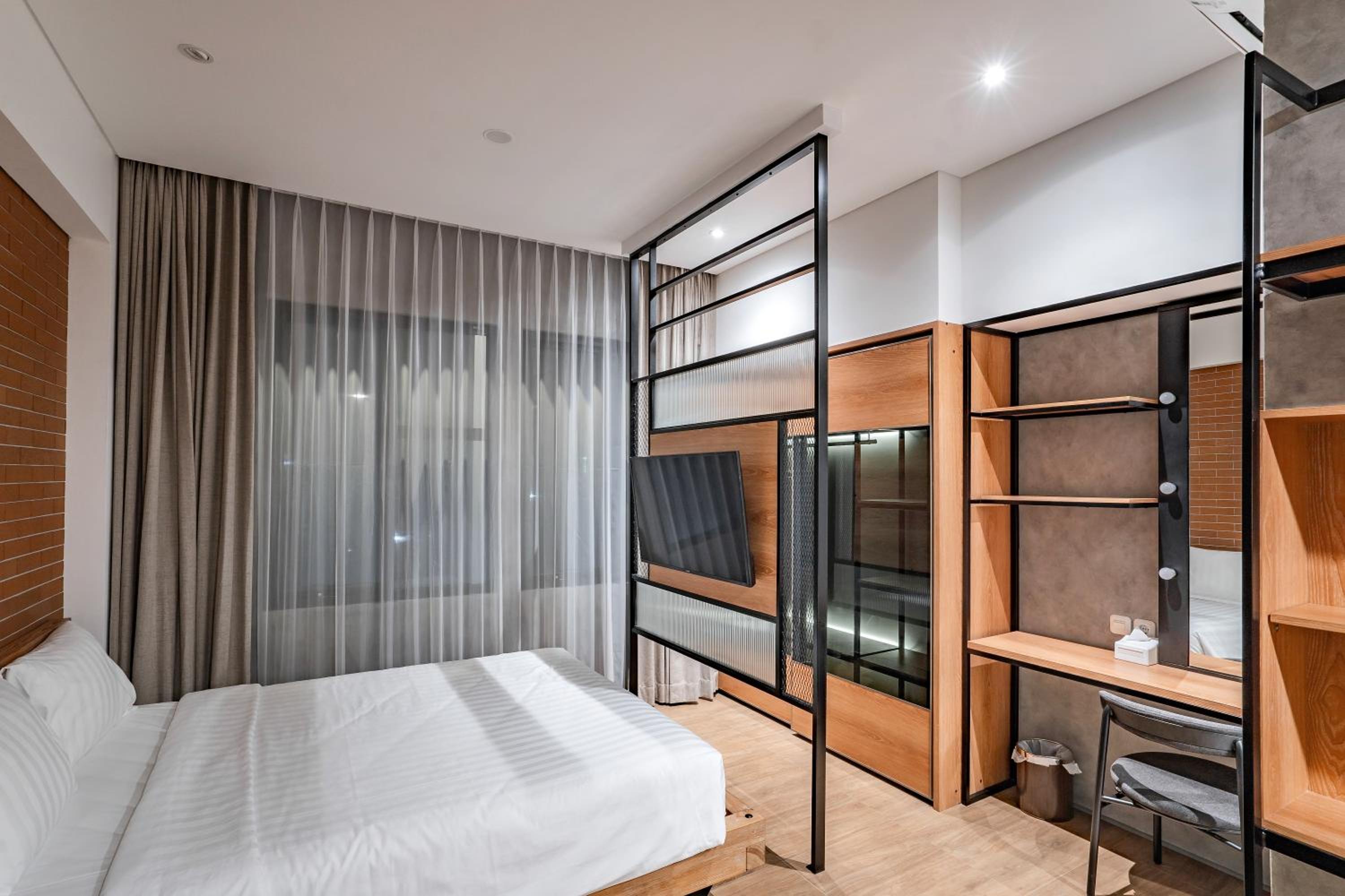Deluxe Suite - Photo 4