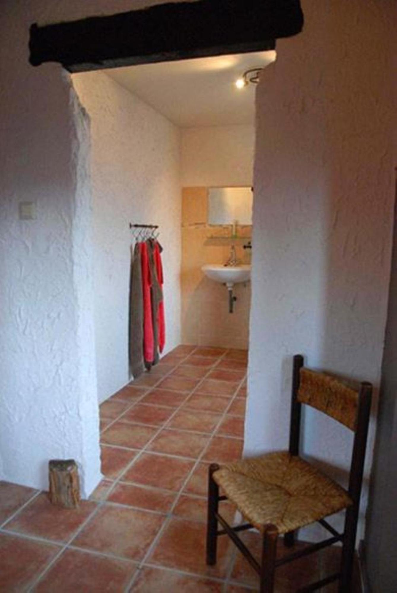 Double Room with Private Bathroom photo 2