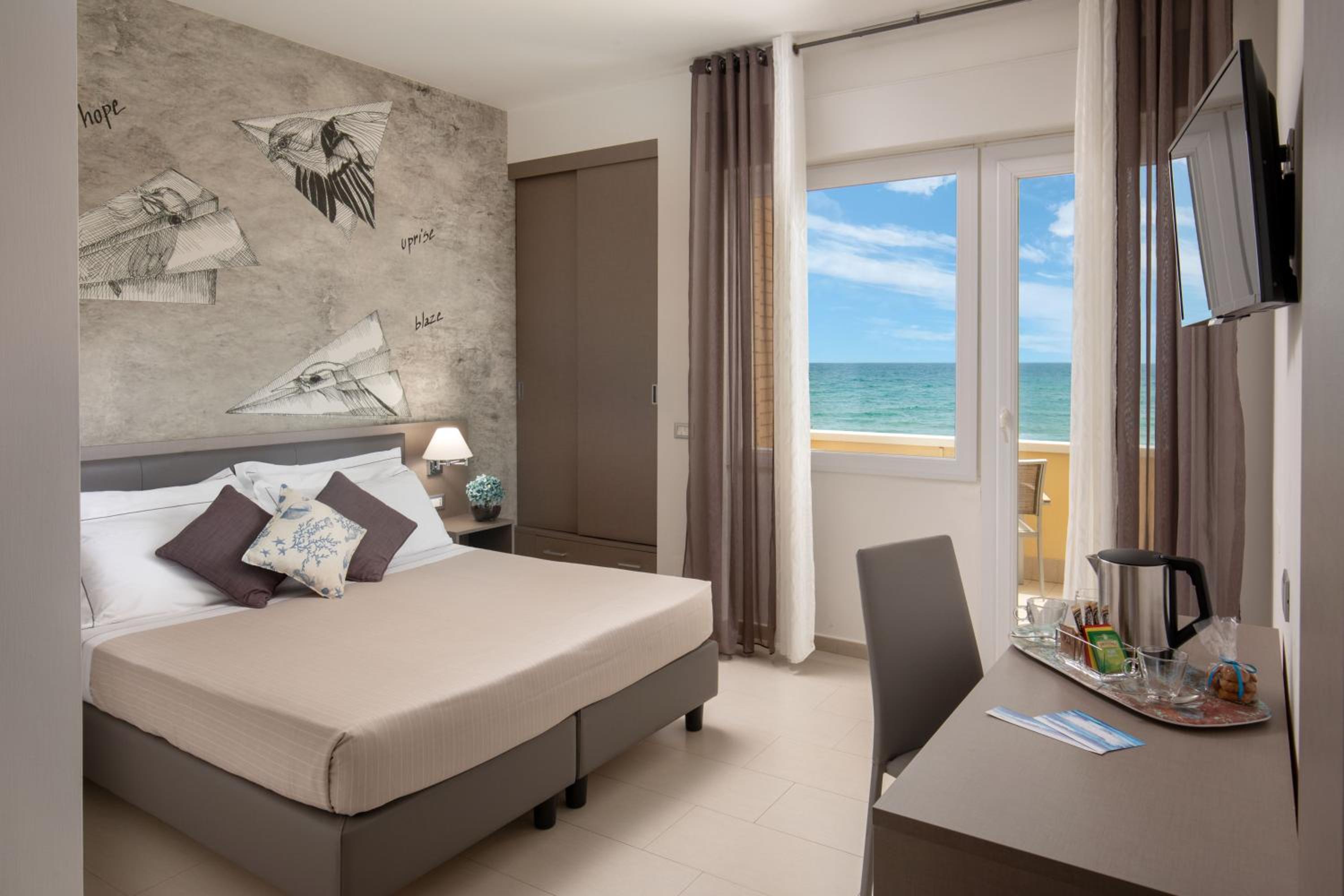 Superior Double or Twin Room - Photo 1