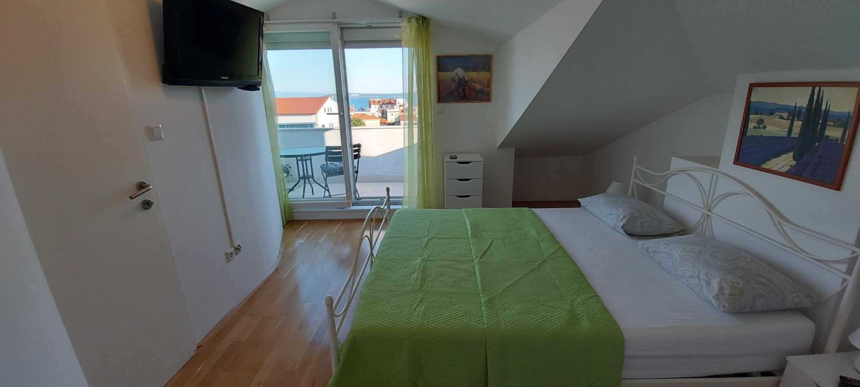 Two-Bedroom Apartment - Photo 11