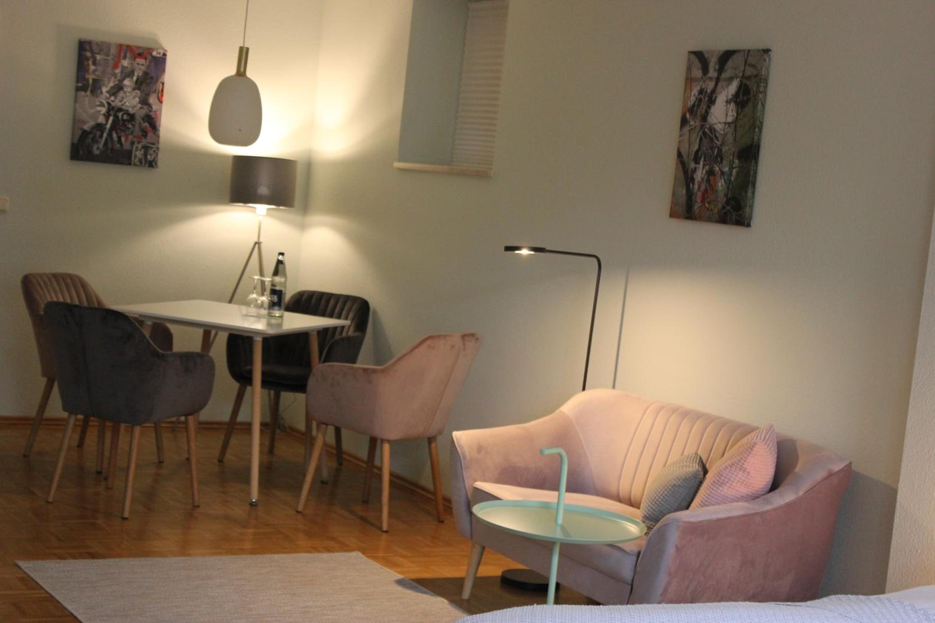 Family Room photo 3