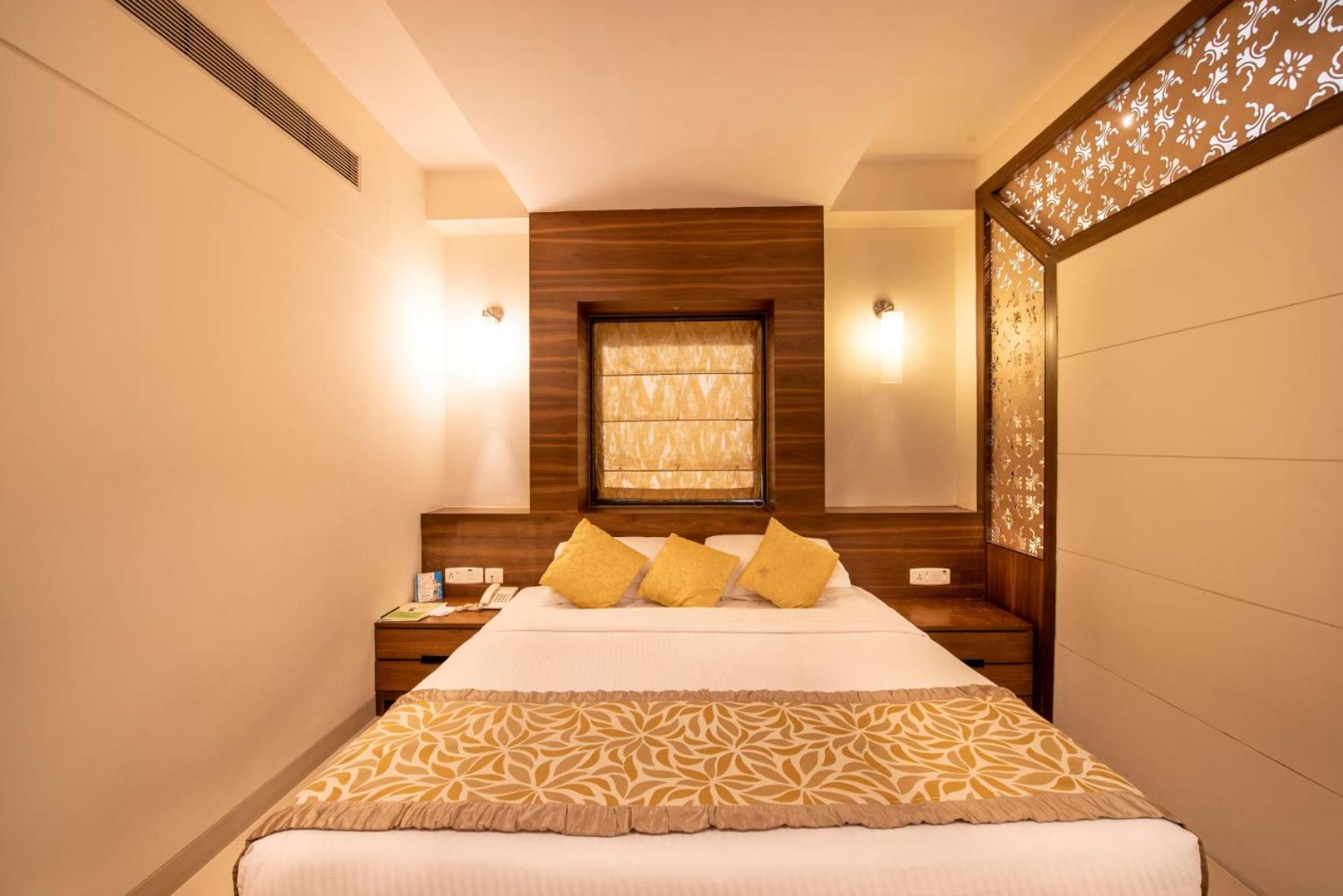 Deluxe Suite - Photo 10