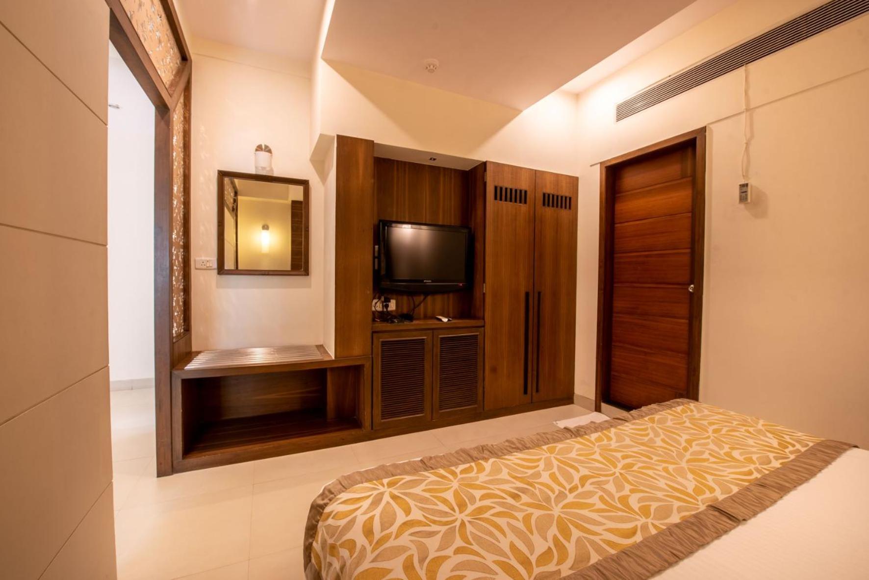 Deluxe Suite - Photo 4