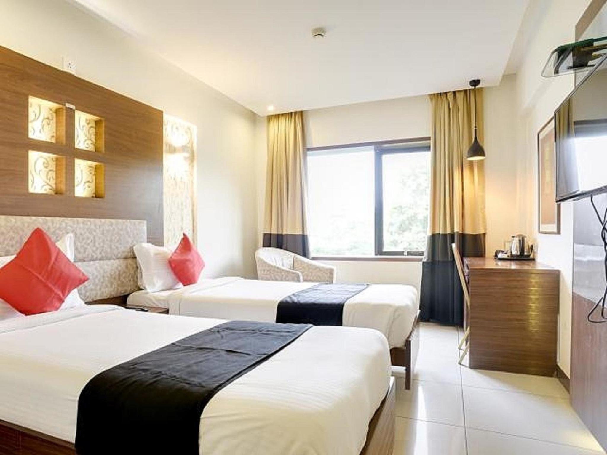 Superior Double or Twin Room with City View