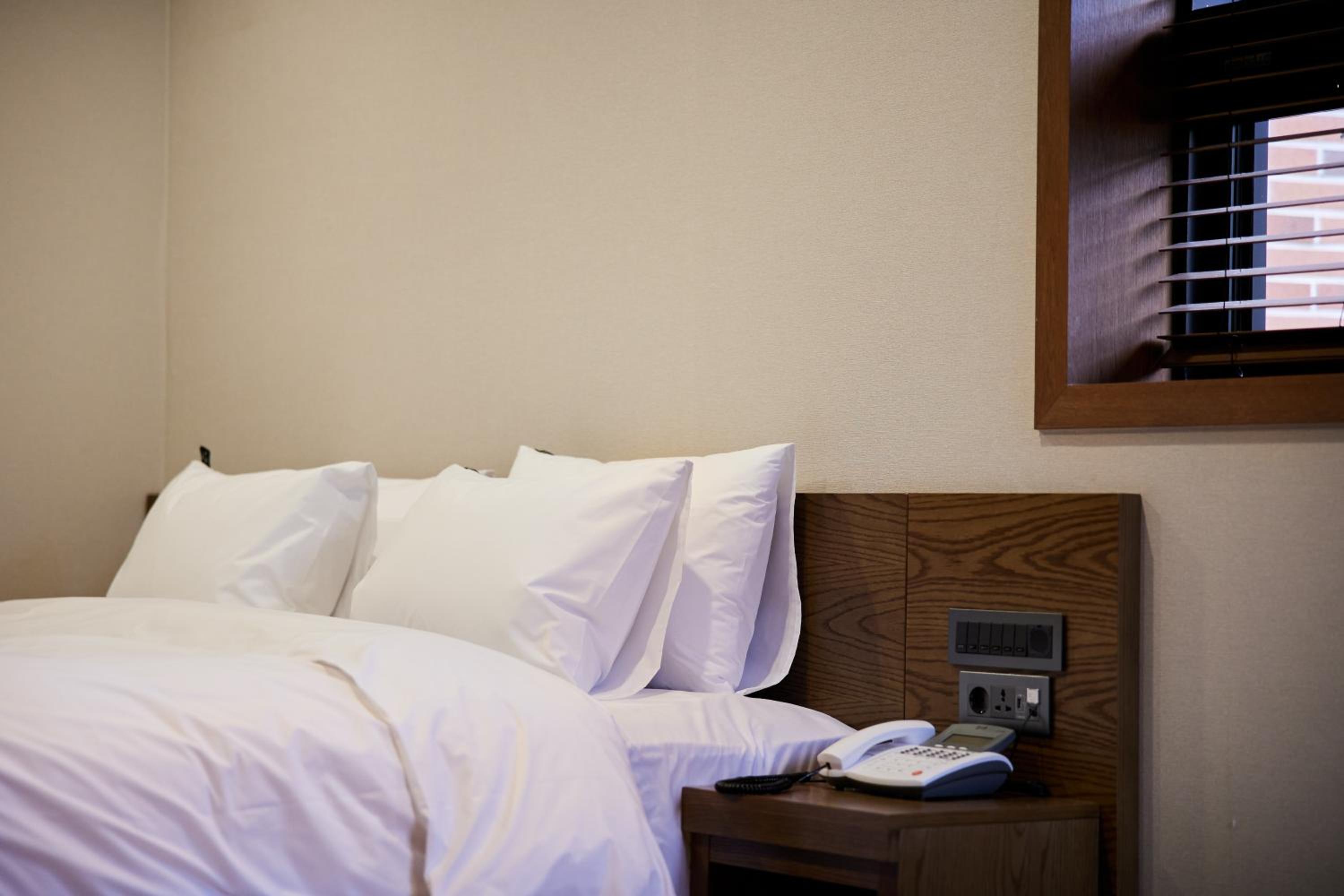 Deluxe King Room photo 1