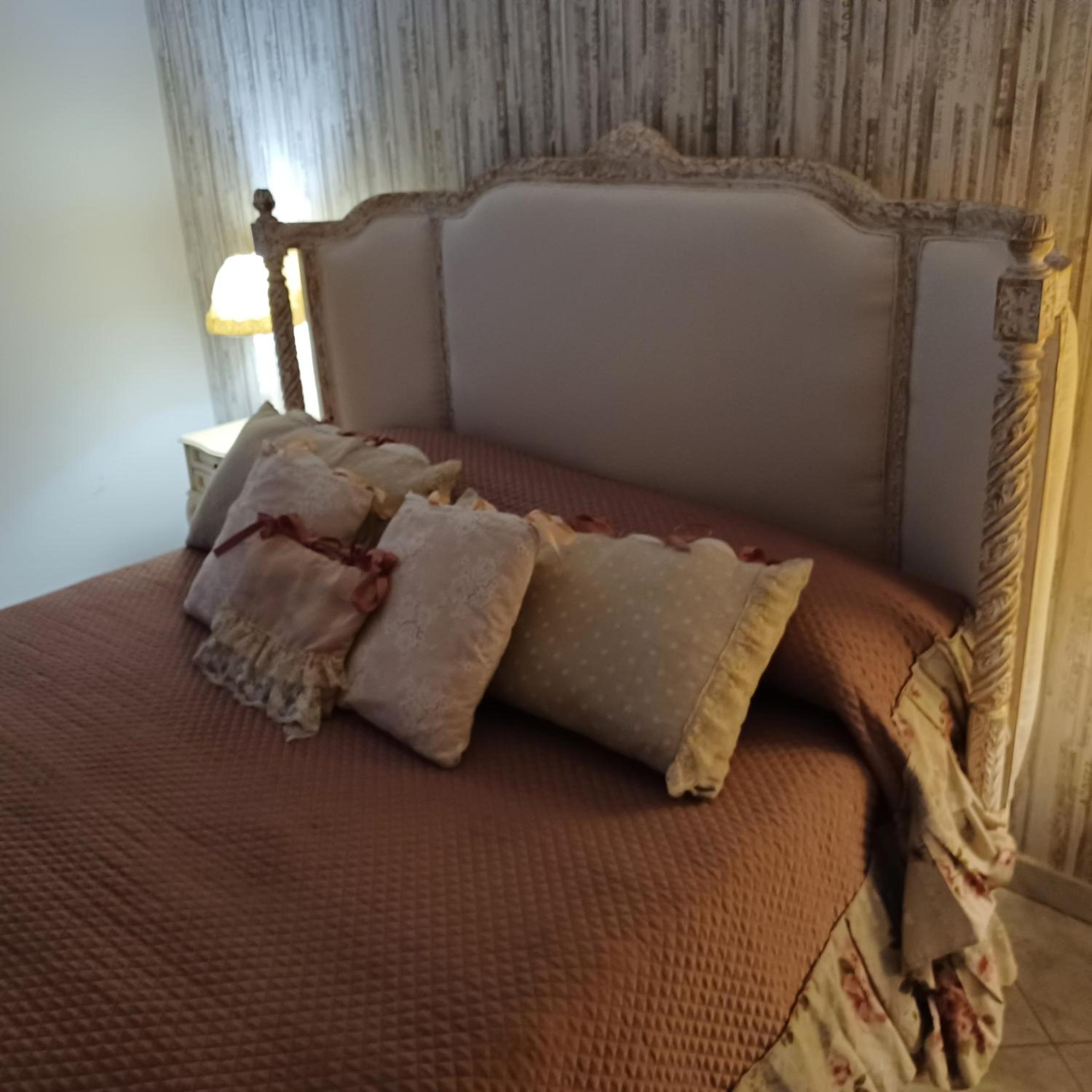 Large Double Room - Photo 6