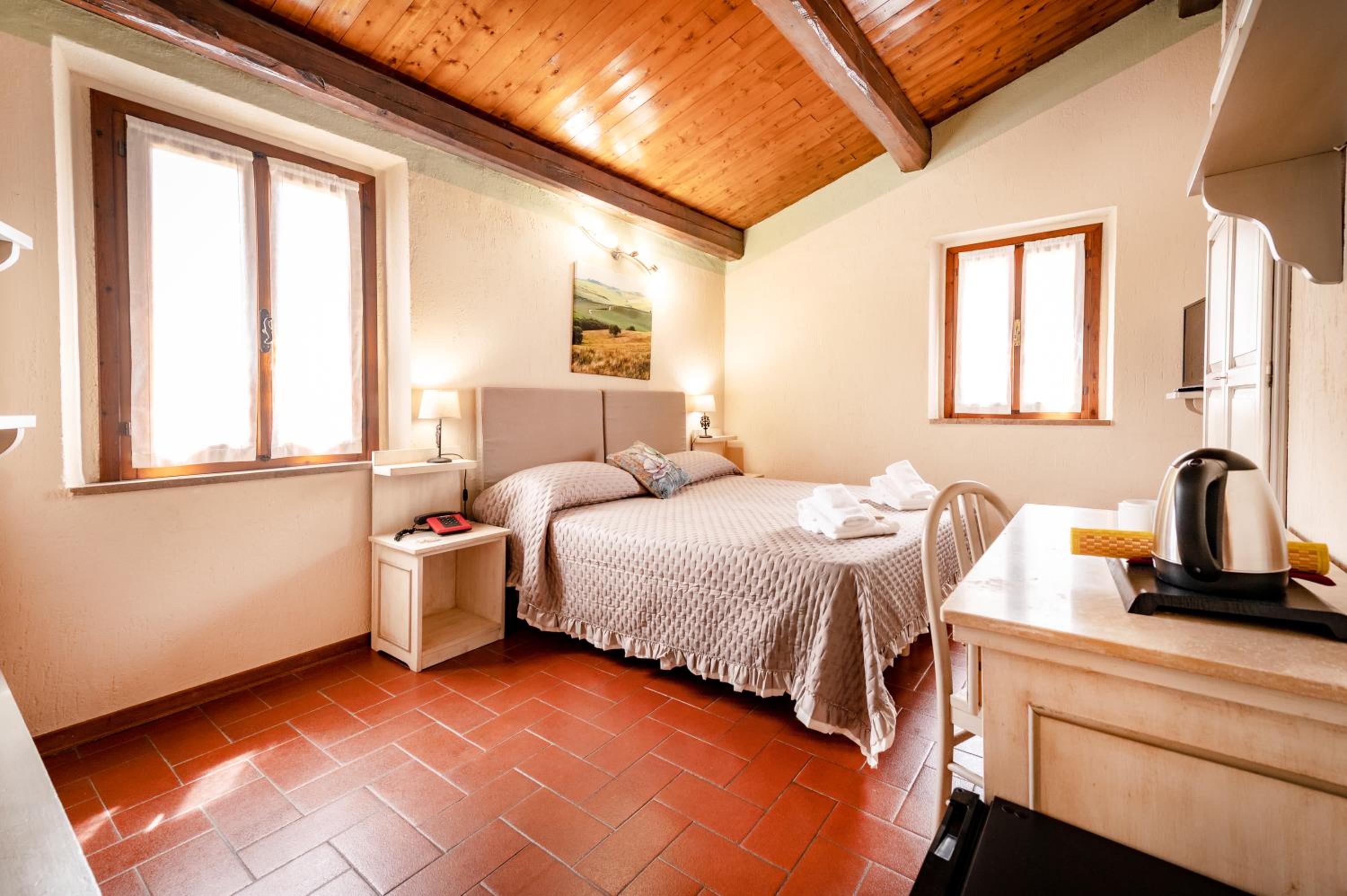Quadruple Room - Photo 5