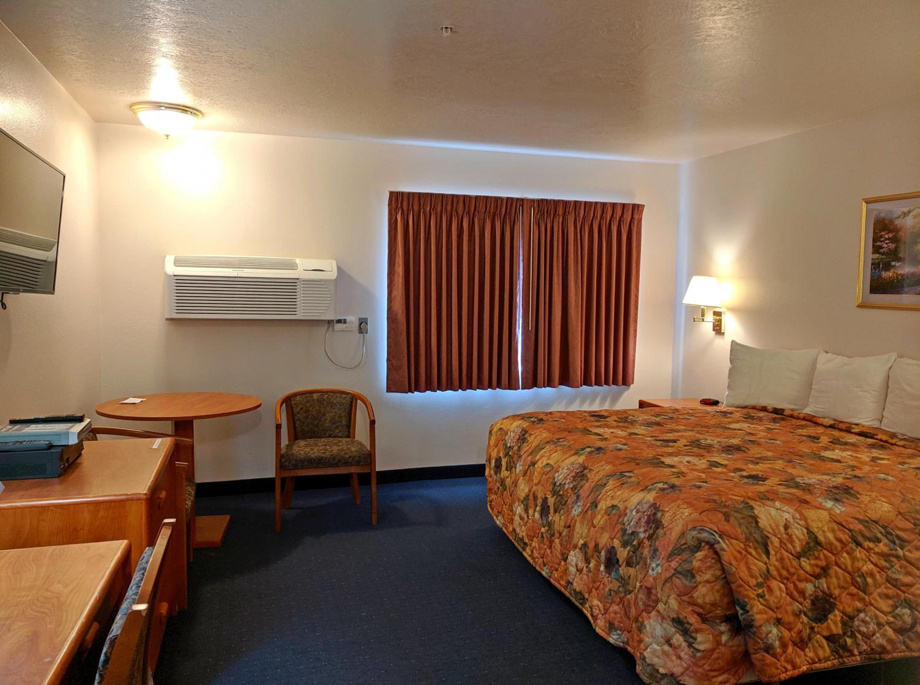 King Room - Disability Access photo 1