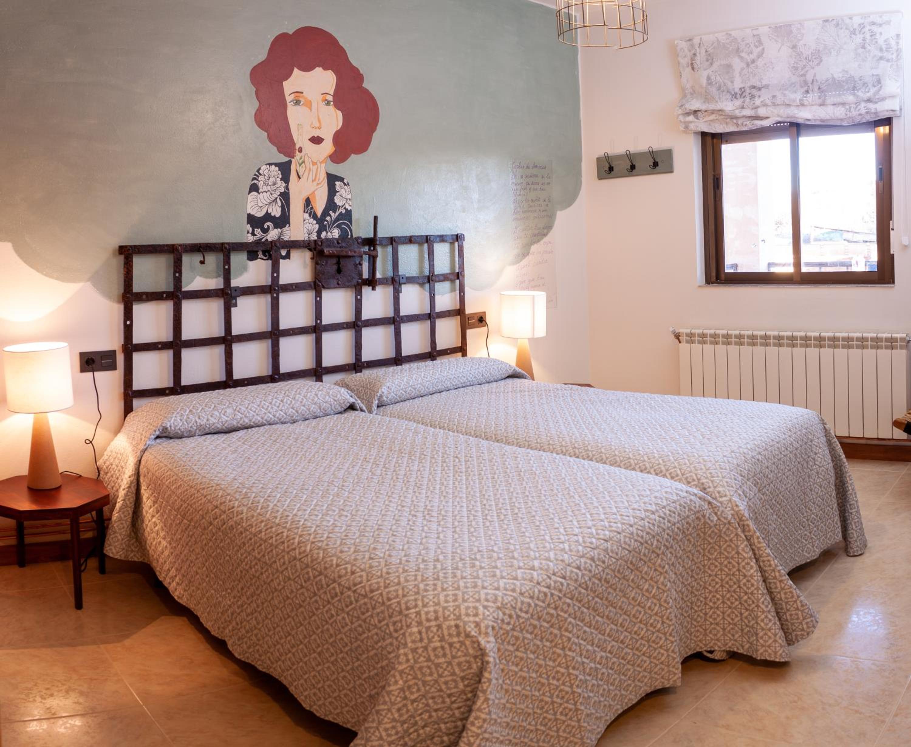 Twin Room - Photo 6
