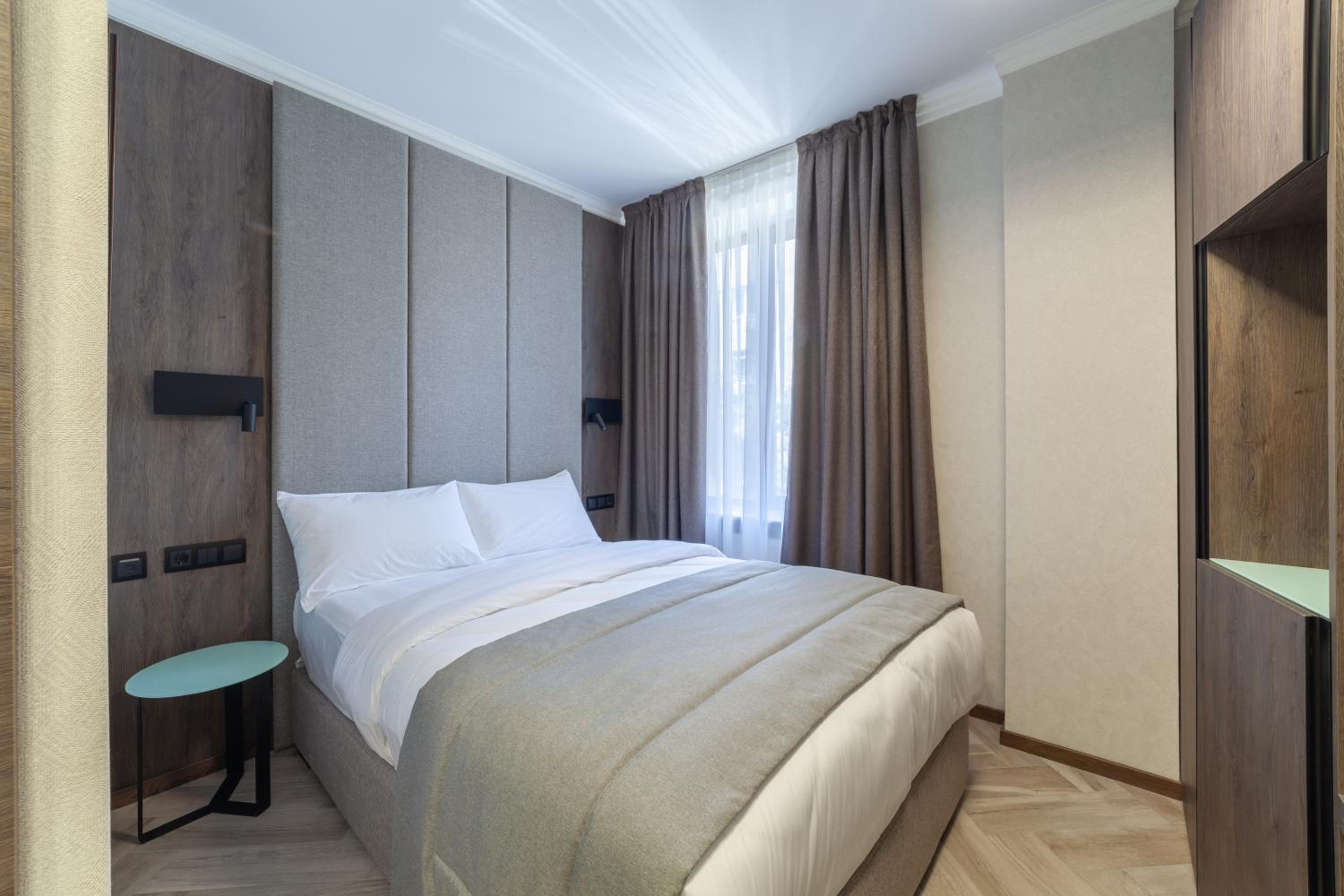 Small Double Room - Photo 3