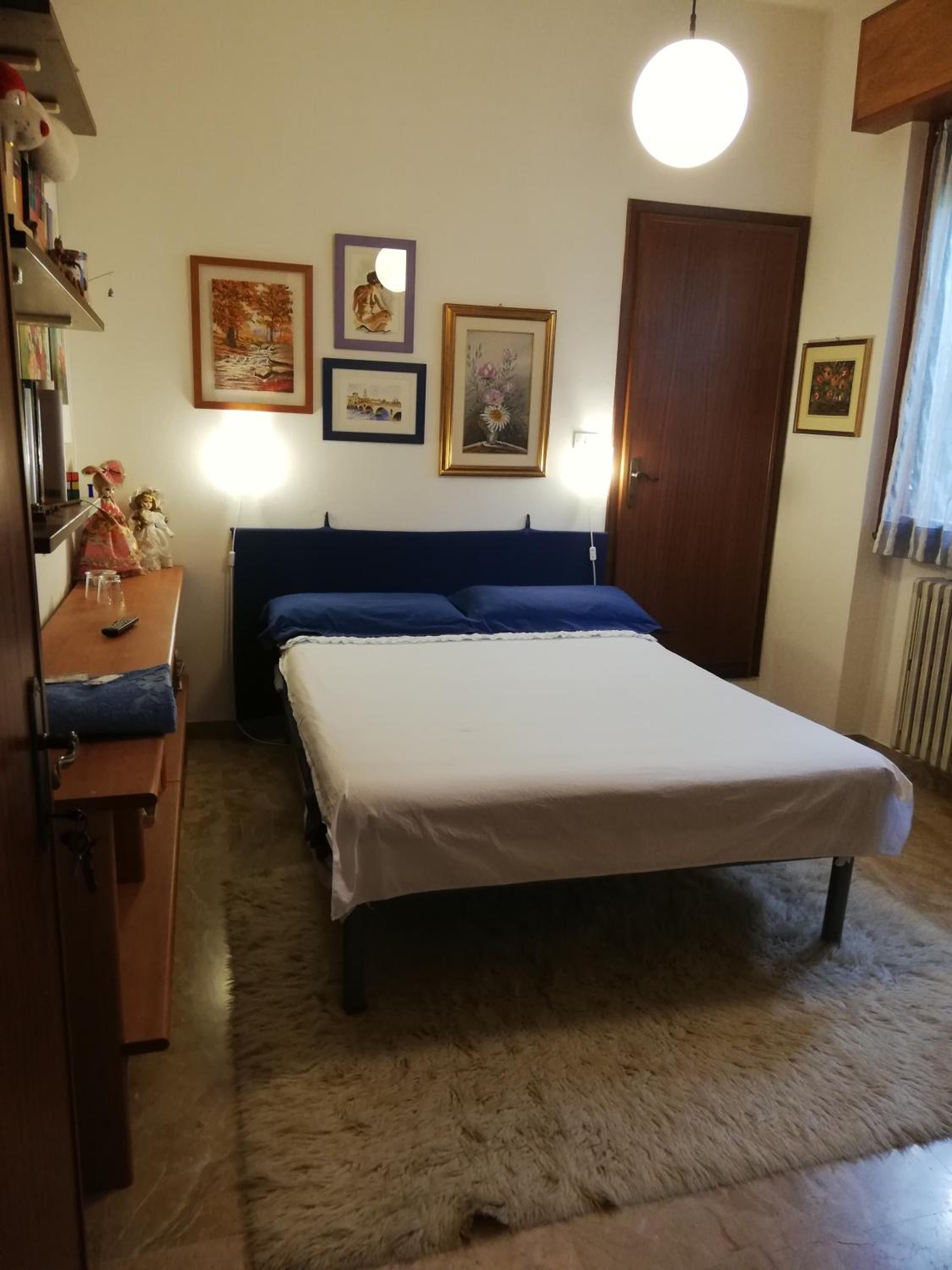 Double Room with French Bed and Shared Bathroom photo 1