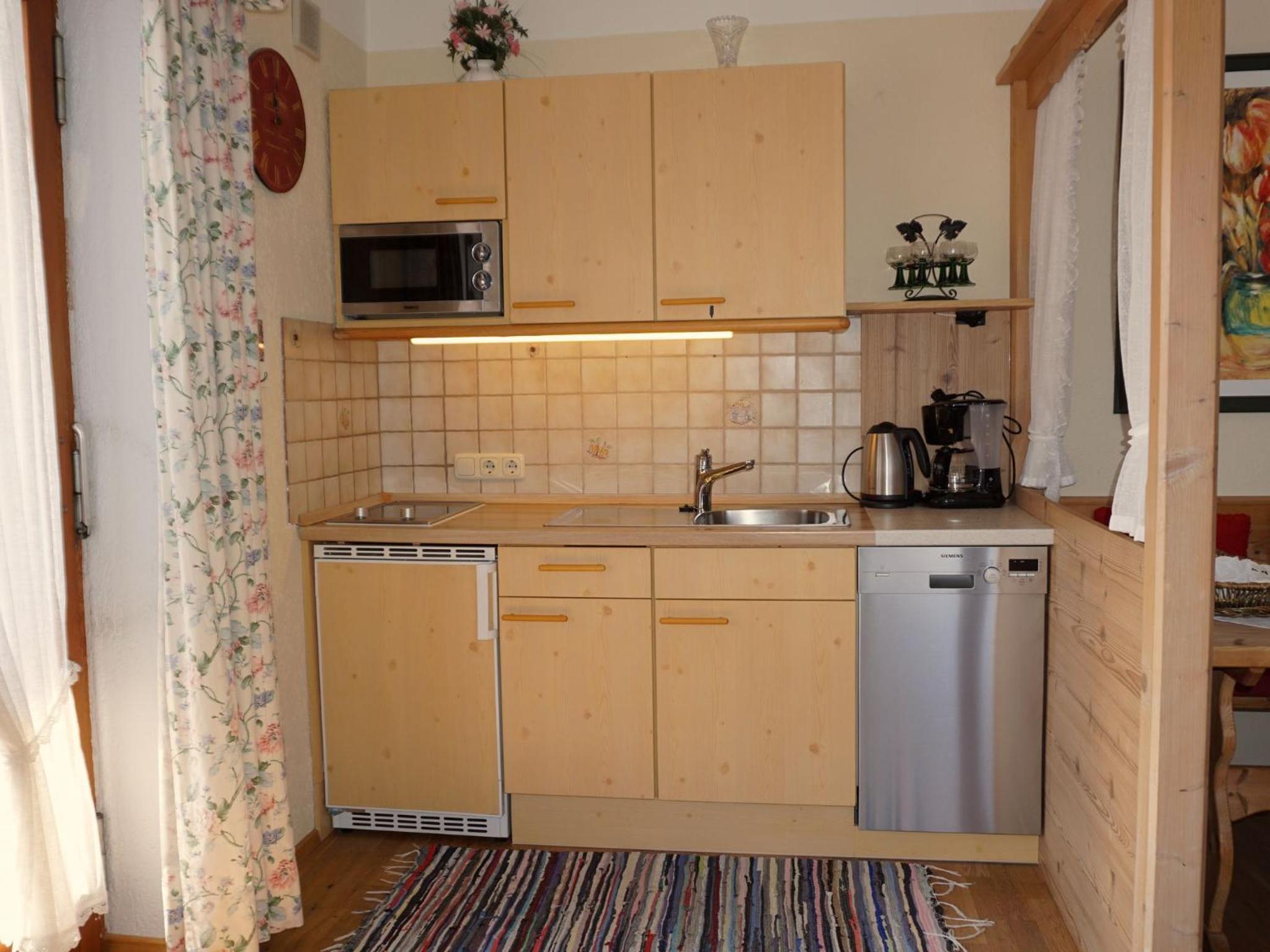 Apartment photo 2