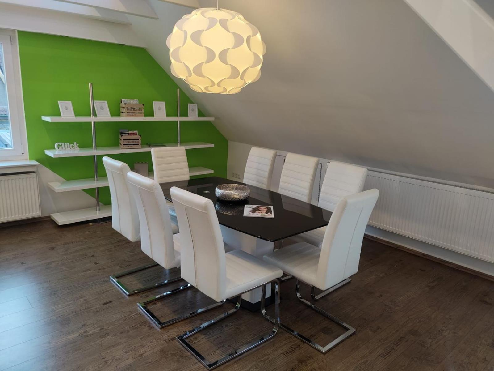 Three-Bedroom Apartment - Photo 9