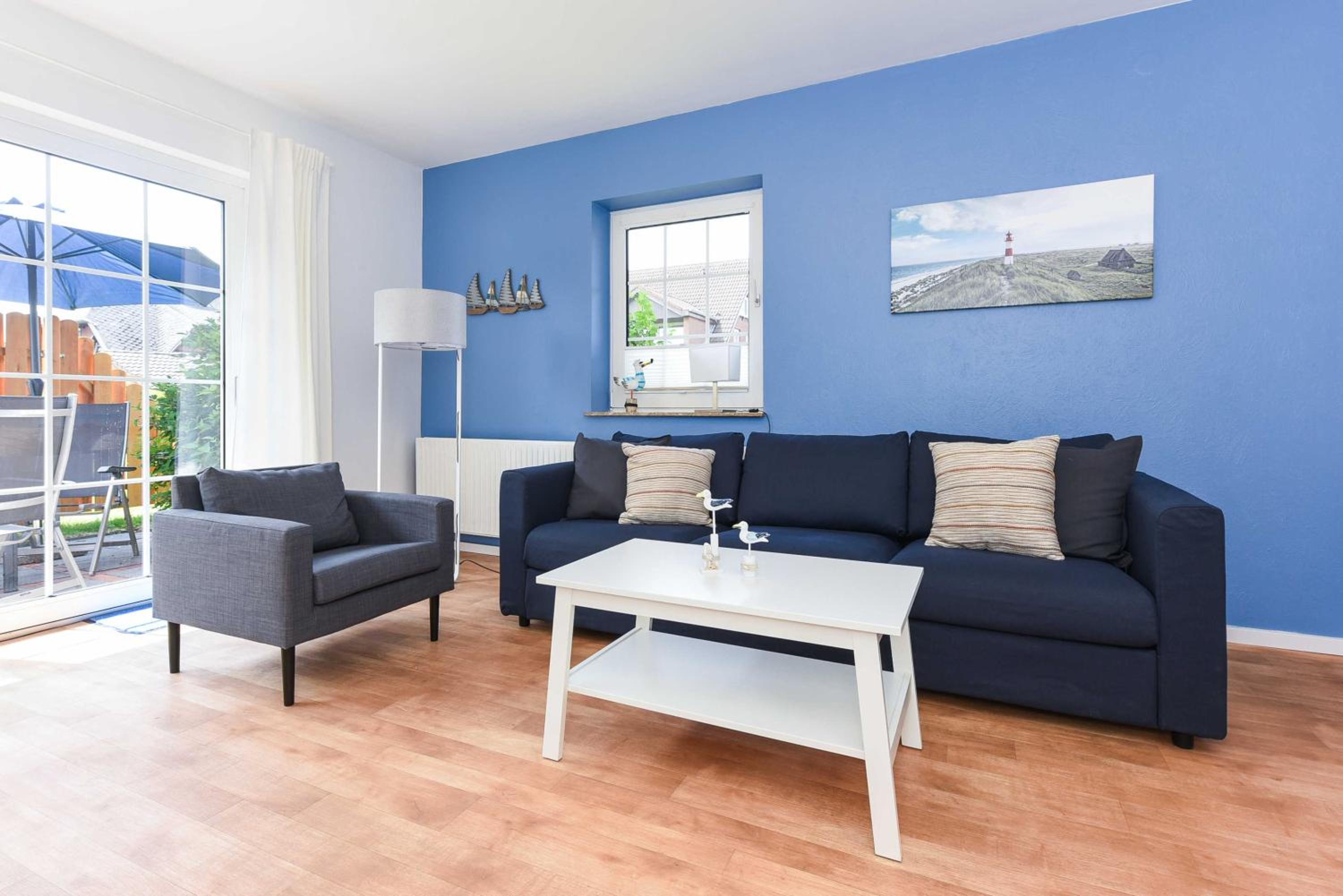 Apartment with Terrace photo 1
