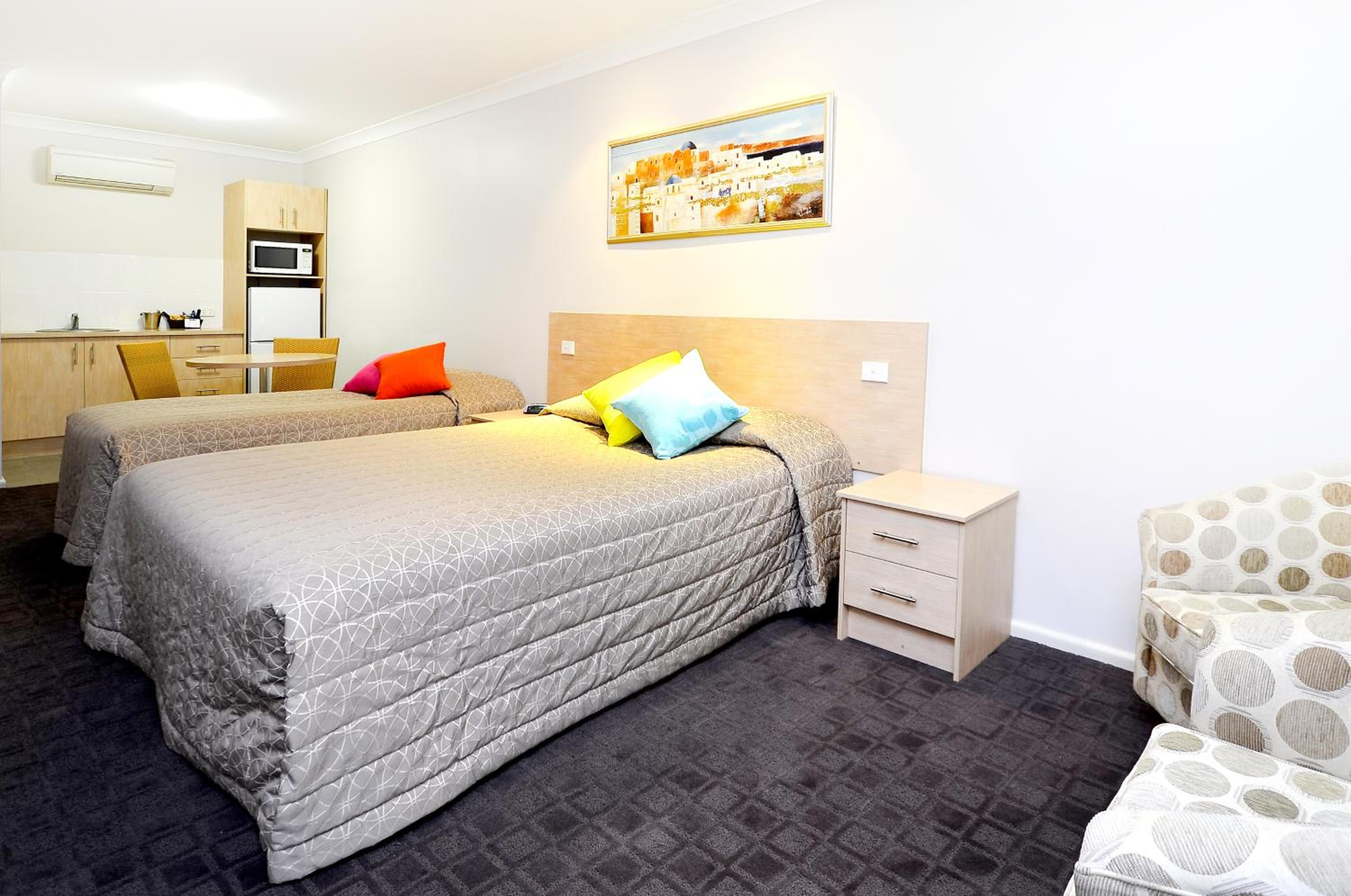 Deluxe Twin Room photo 3