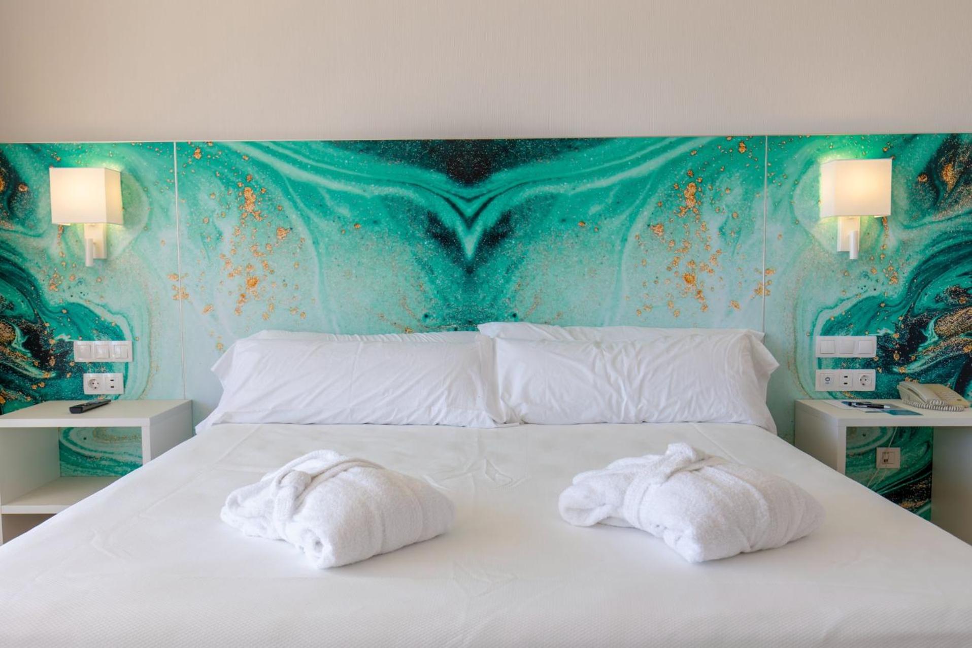 Premium Room (1 Adult) photo 3