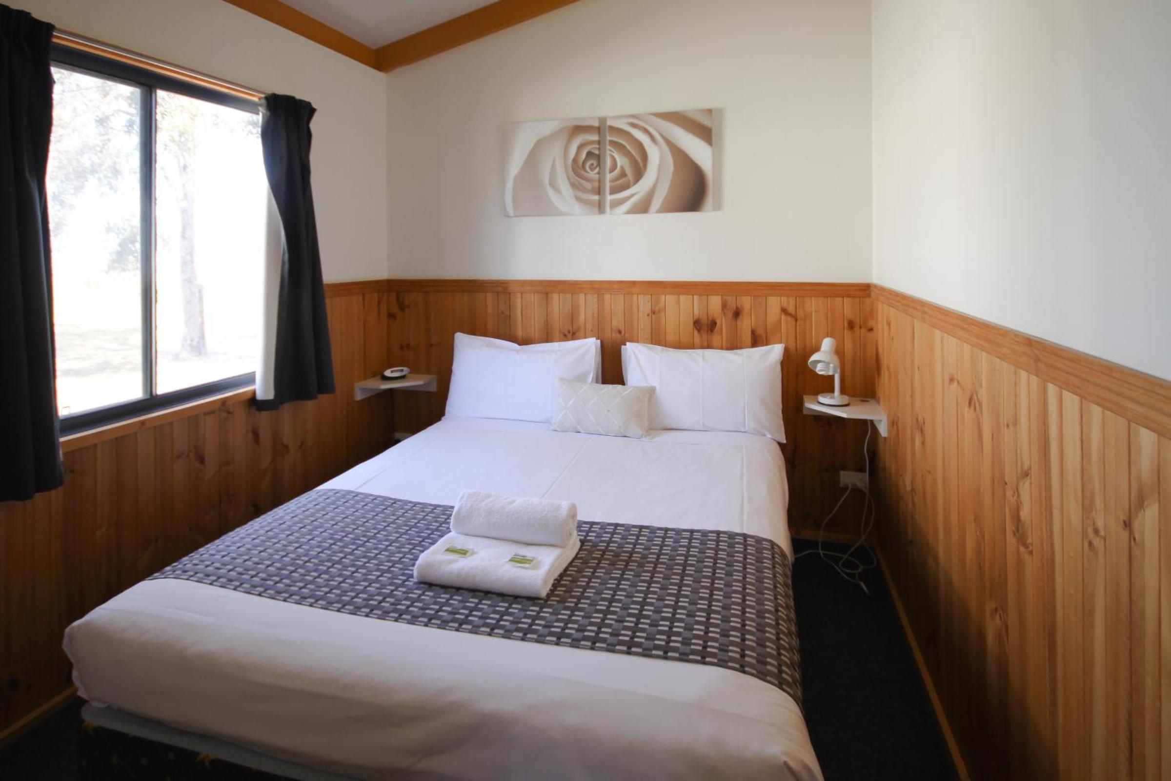 Two-Bedroom Cabin  - Photo 2
