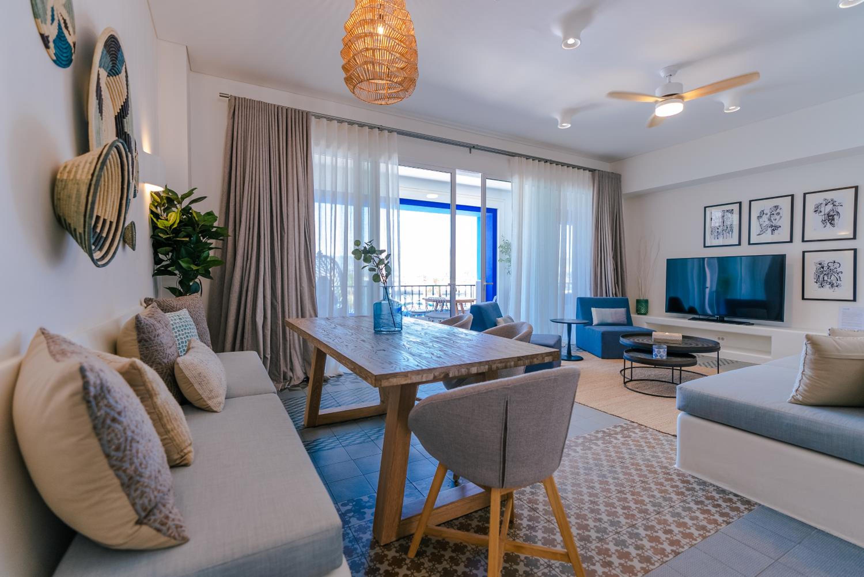Three-Bedroom Suite photo 1