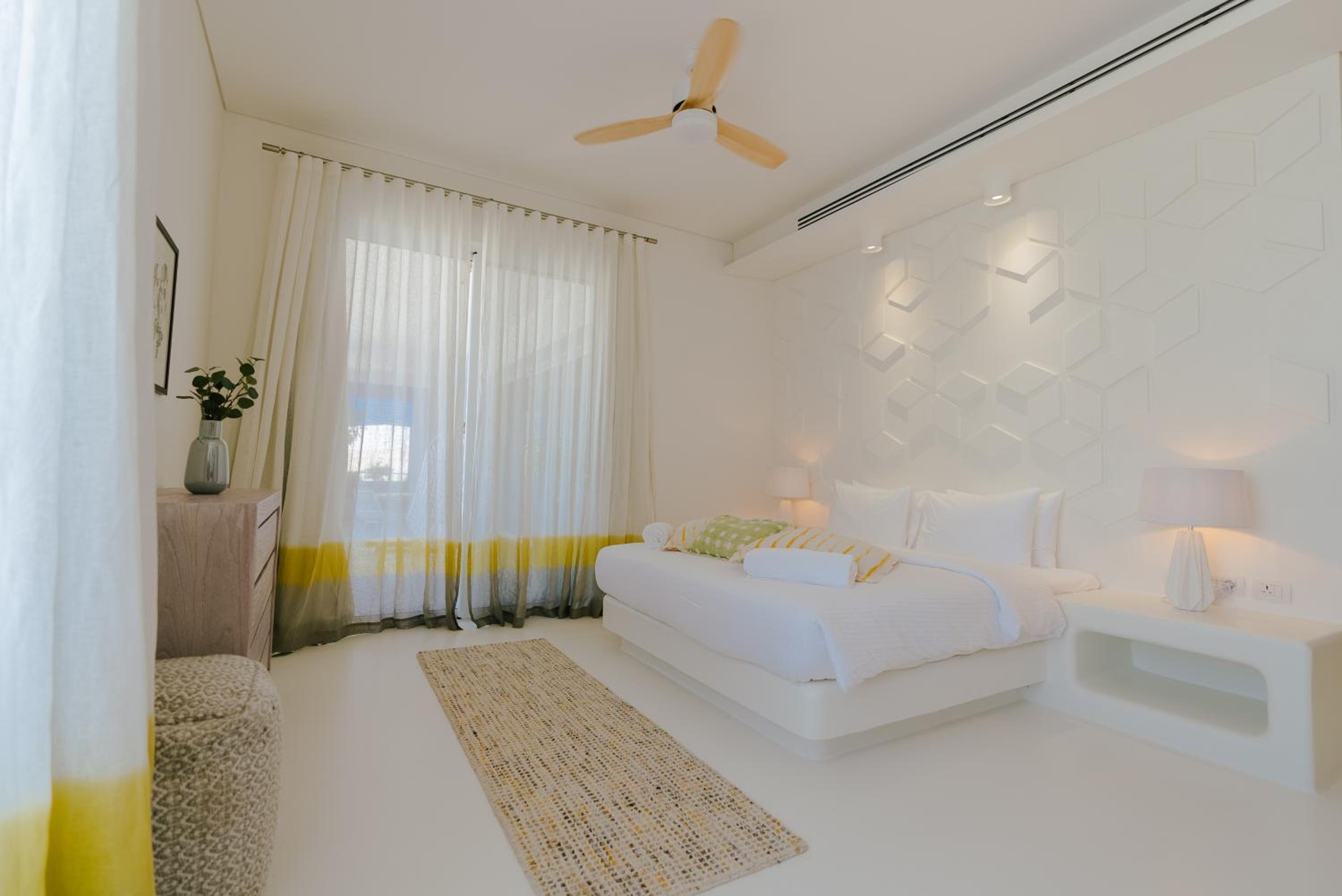 Three-Bedroom Suite photo 3