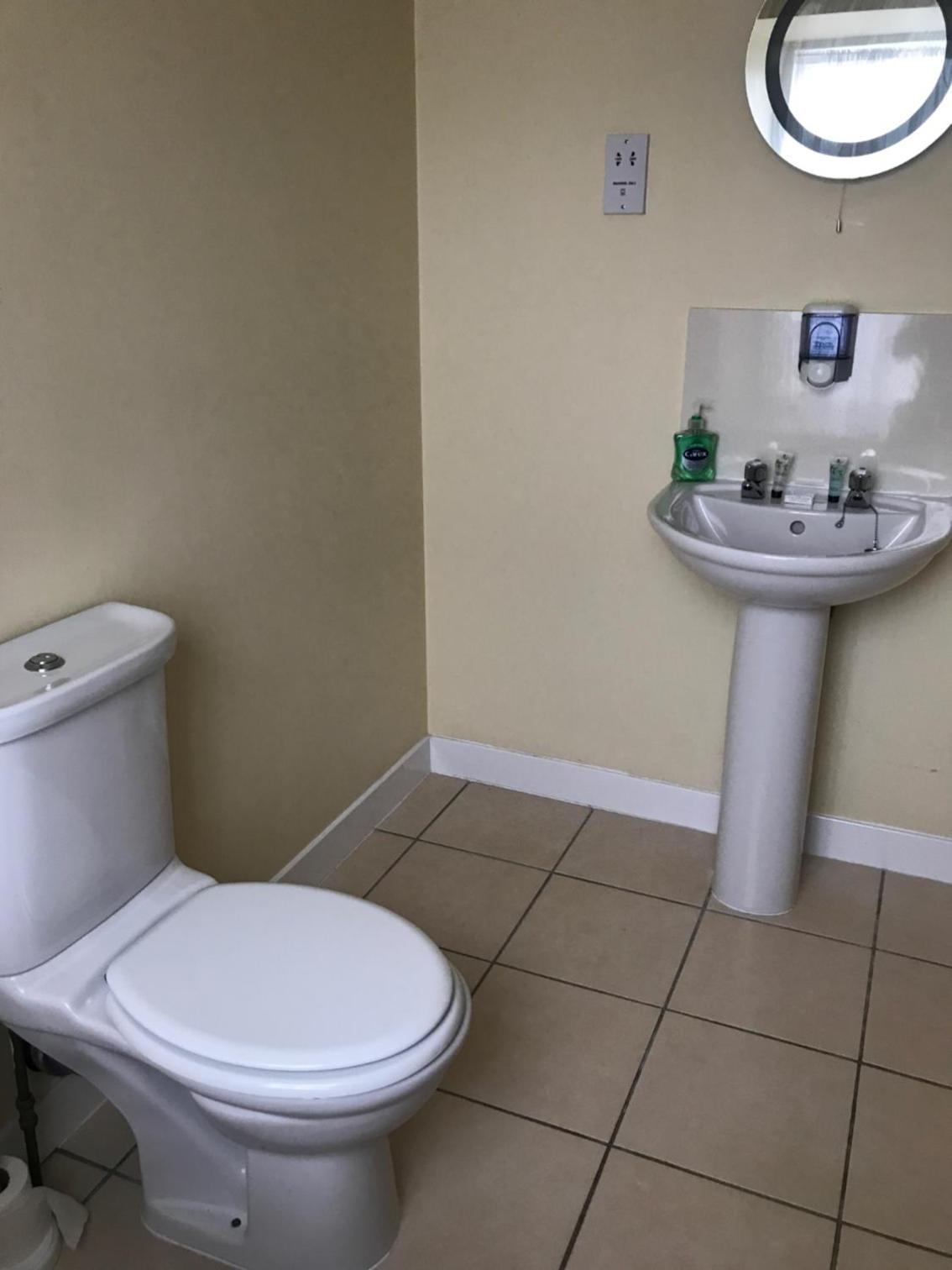 Family Room with Bathroom - Photo 3