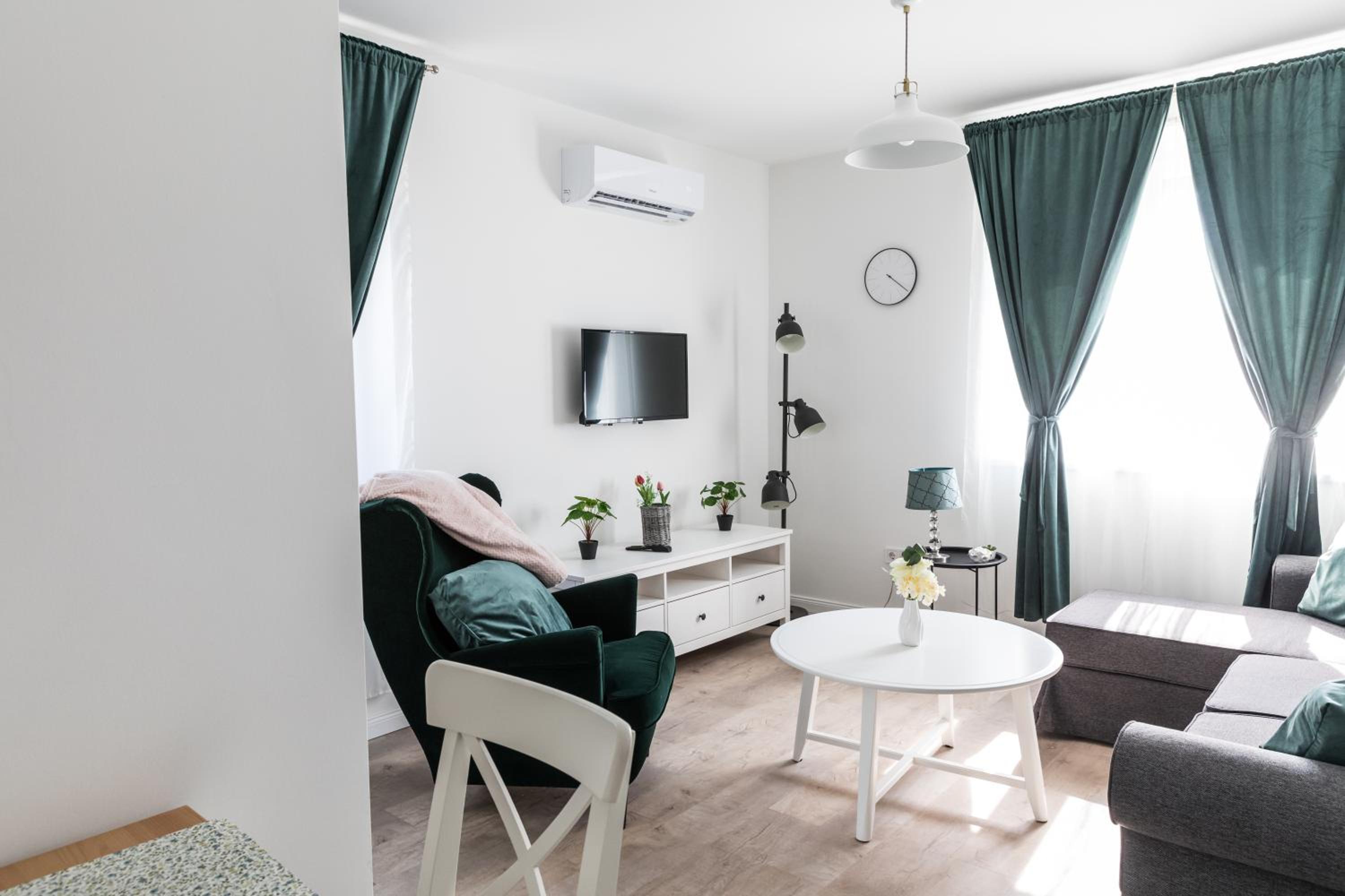 Apartment - Ground Floor photo 1