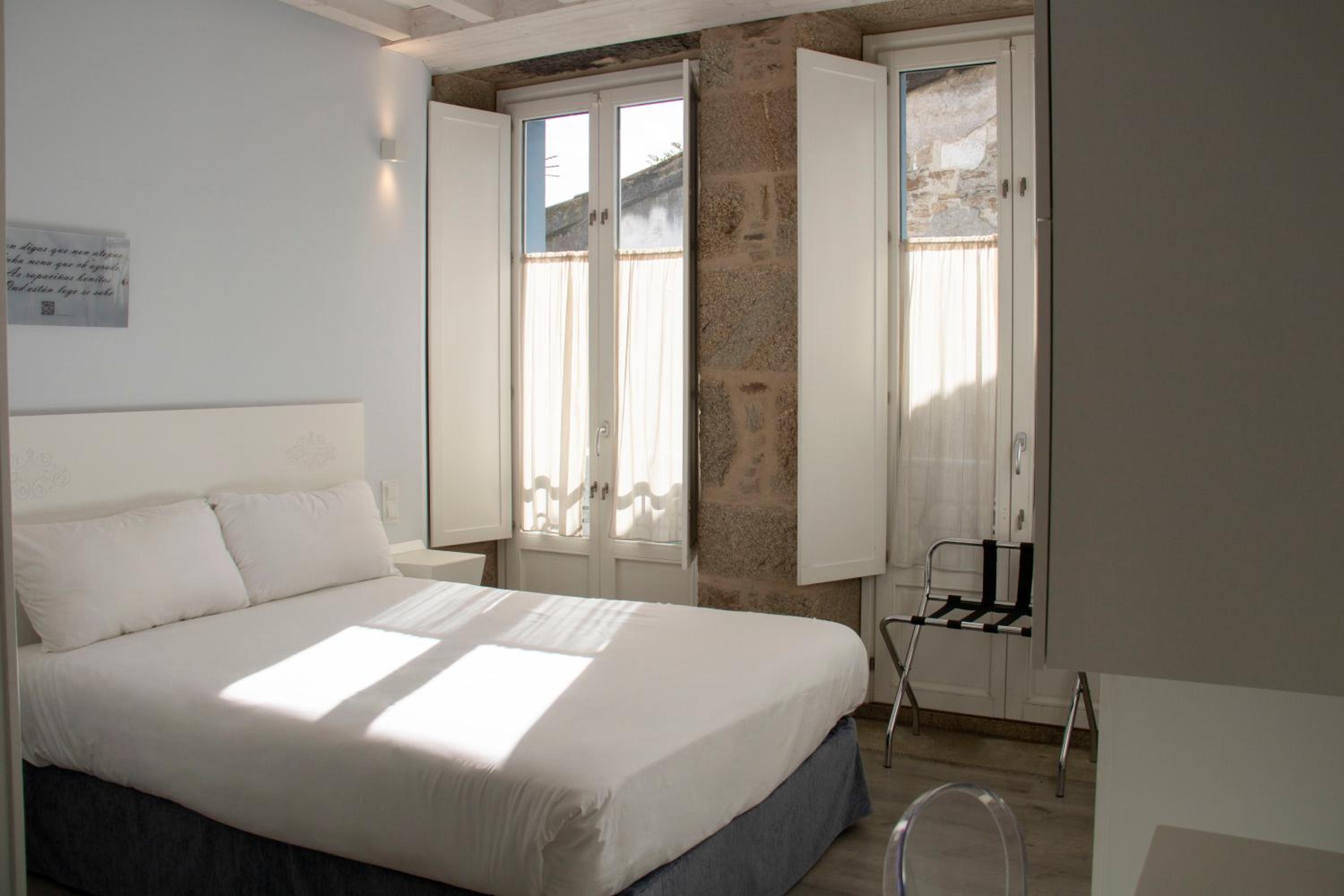 Standard Double or Twin Room photo 3