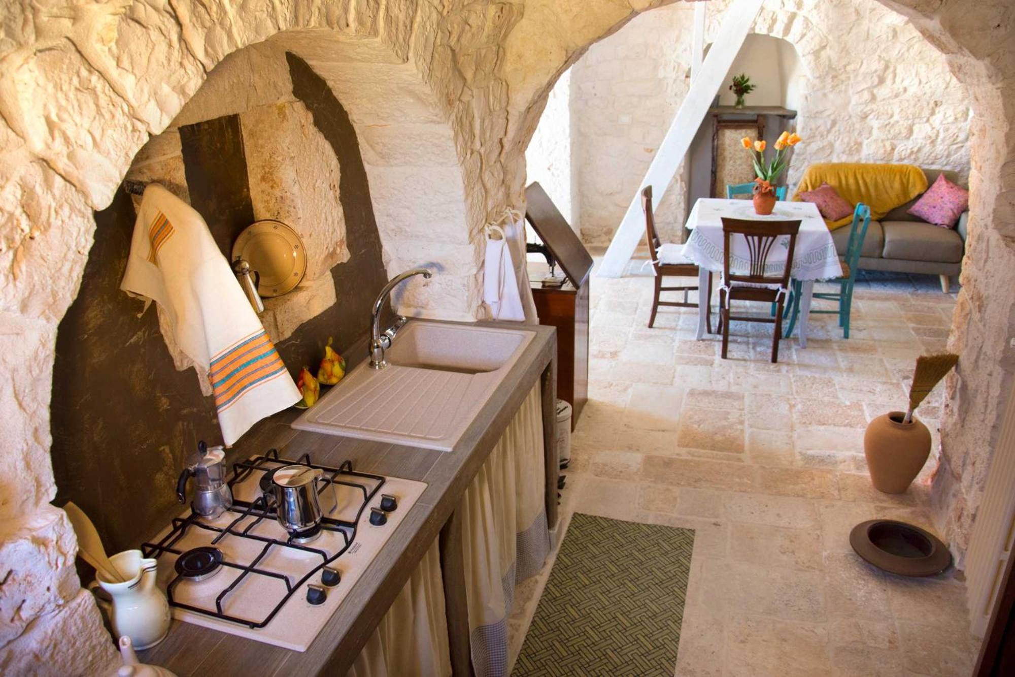 Two-Bedroom House - Photo 15