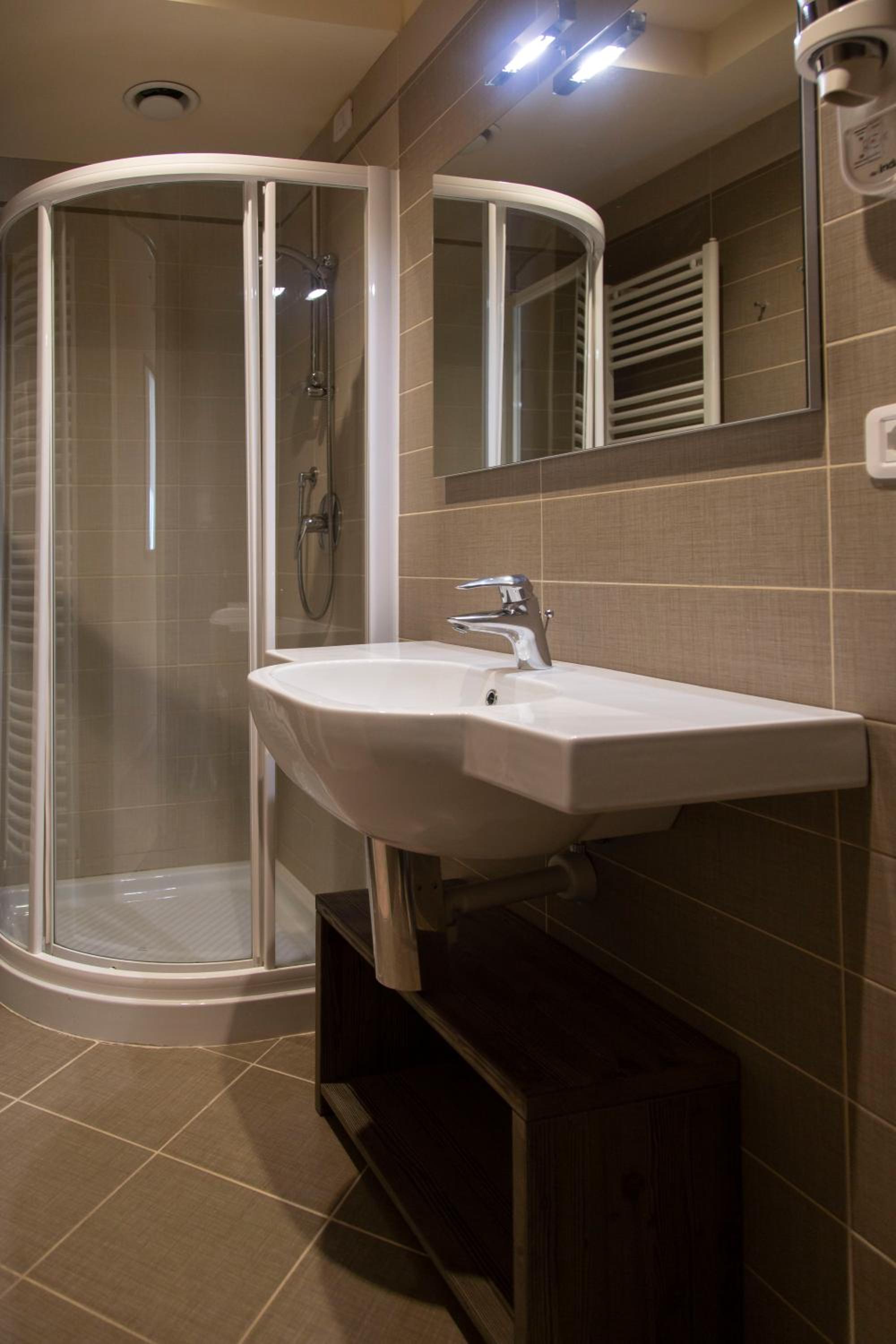 Junior Suite with Balcony photo 2