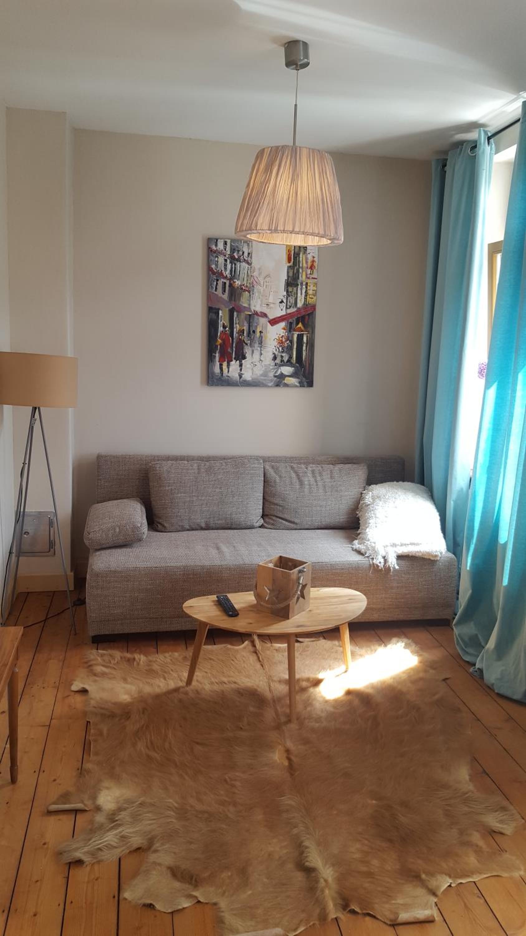 One-Bedroom Apartment photo 2