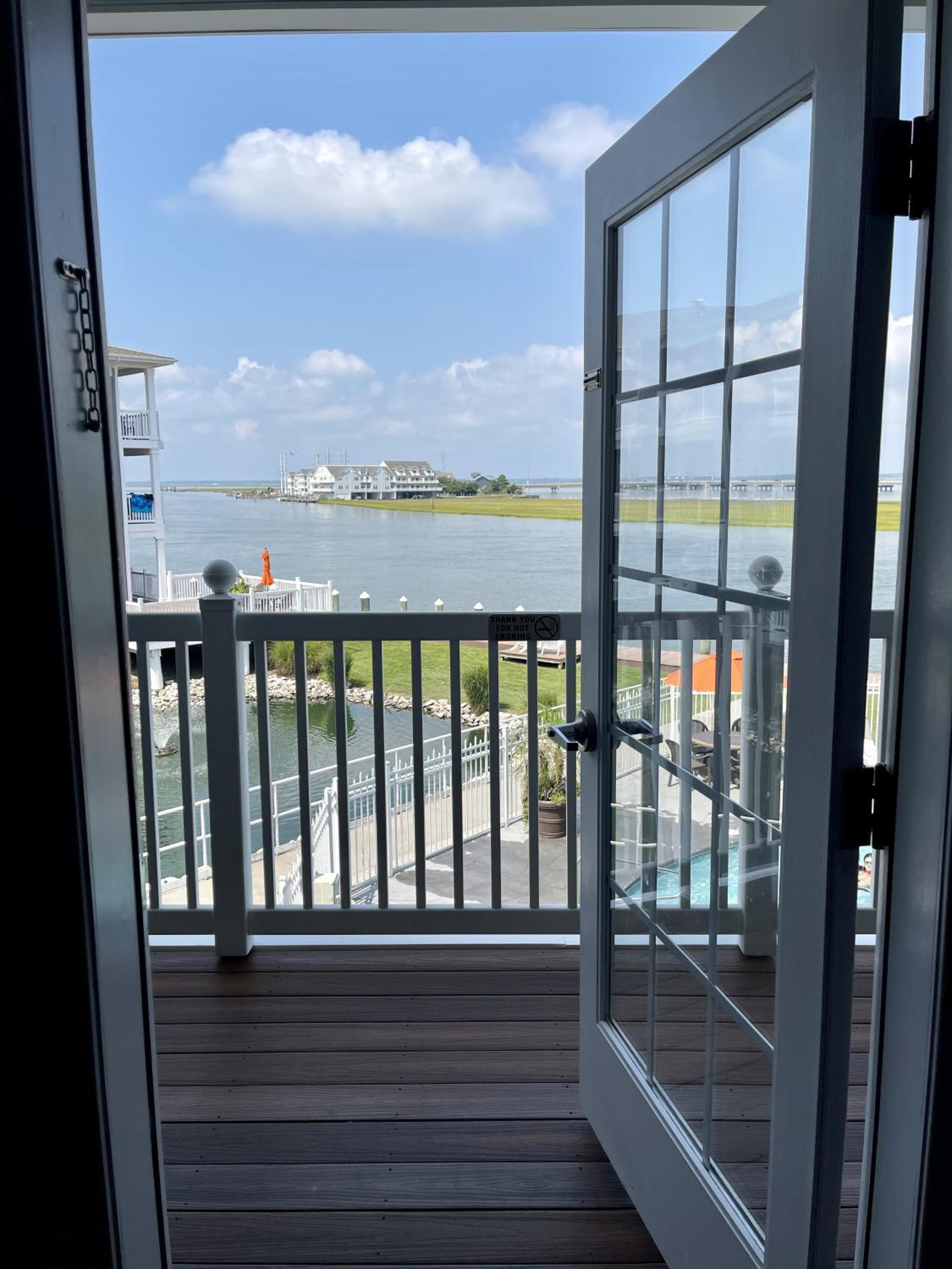 Premium King Suite - Accessible/Non-Smoking - Photo 2