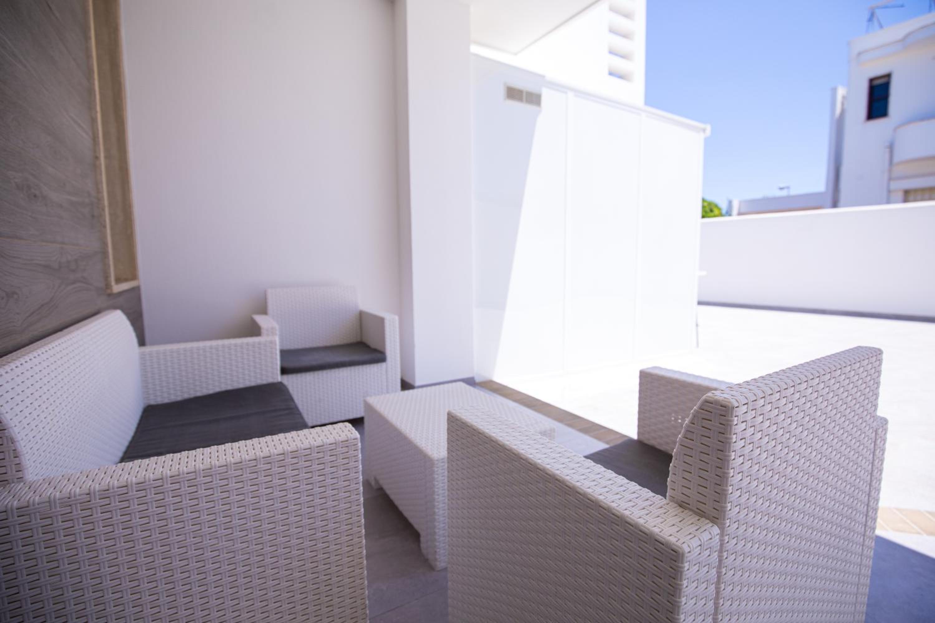Two-Bedroom Apartment - Photo 9