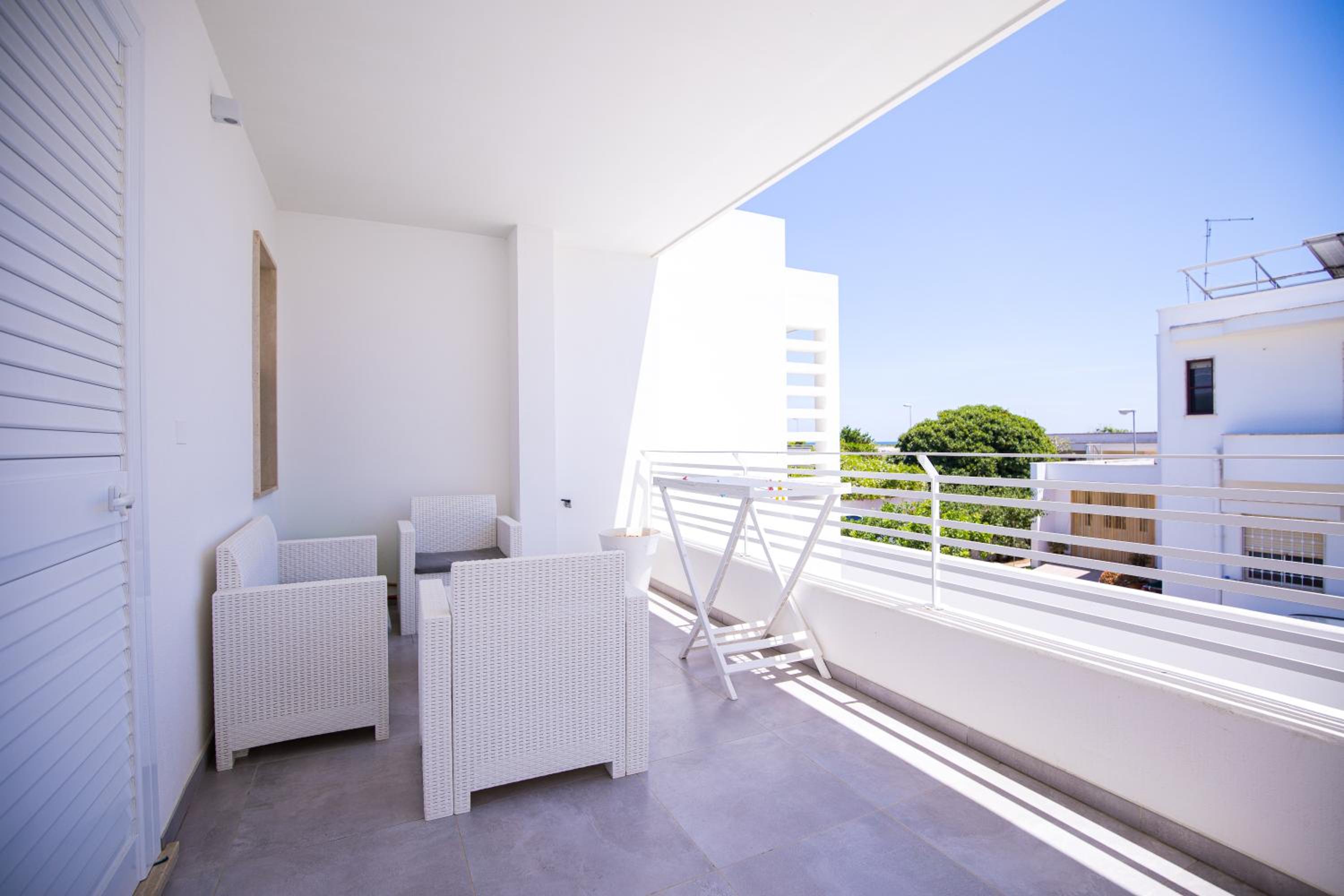 Two-Bedroom Apartment - Photo 4