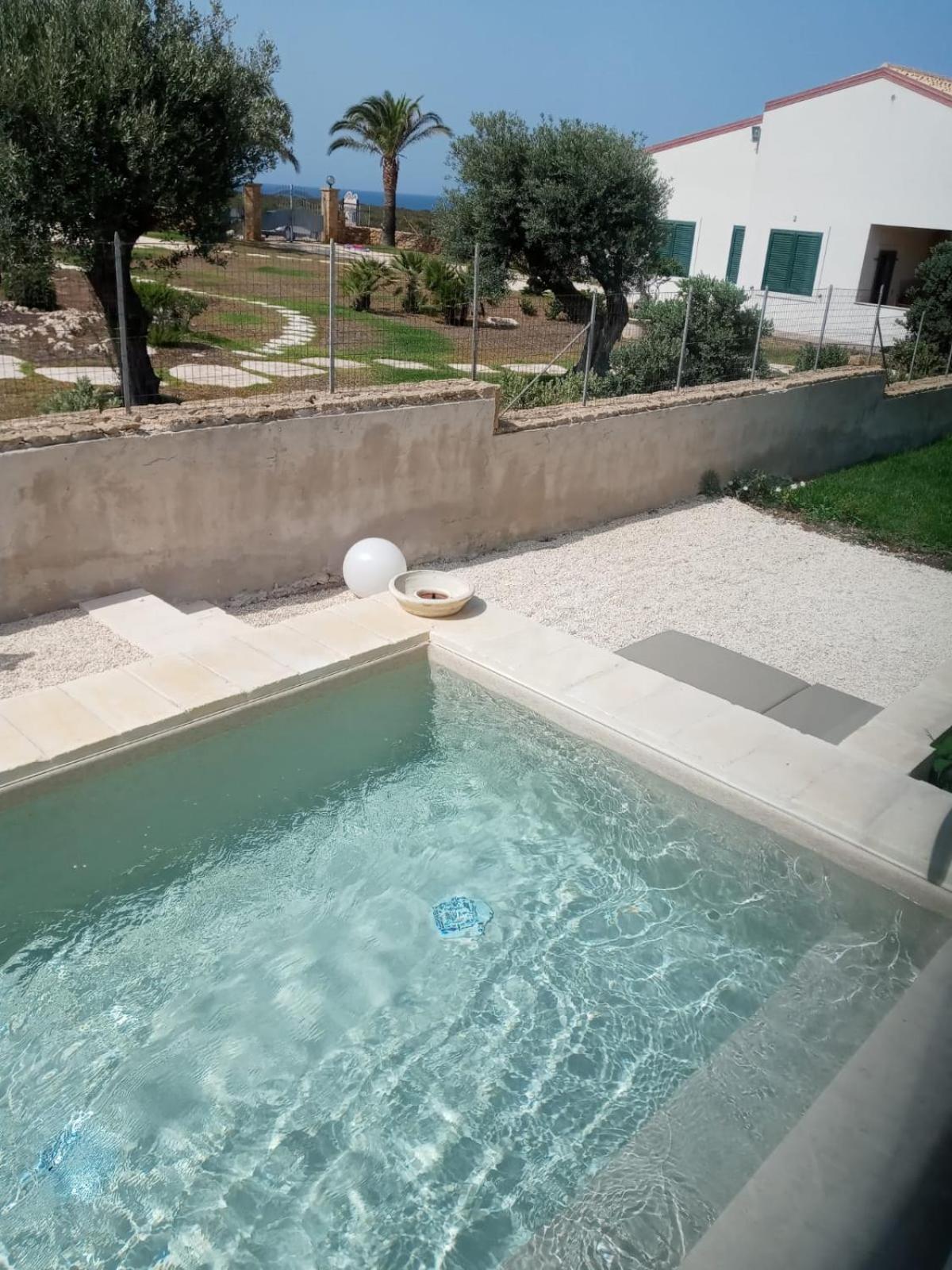 Apartment with Sea View - Photo 10
