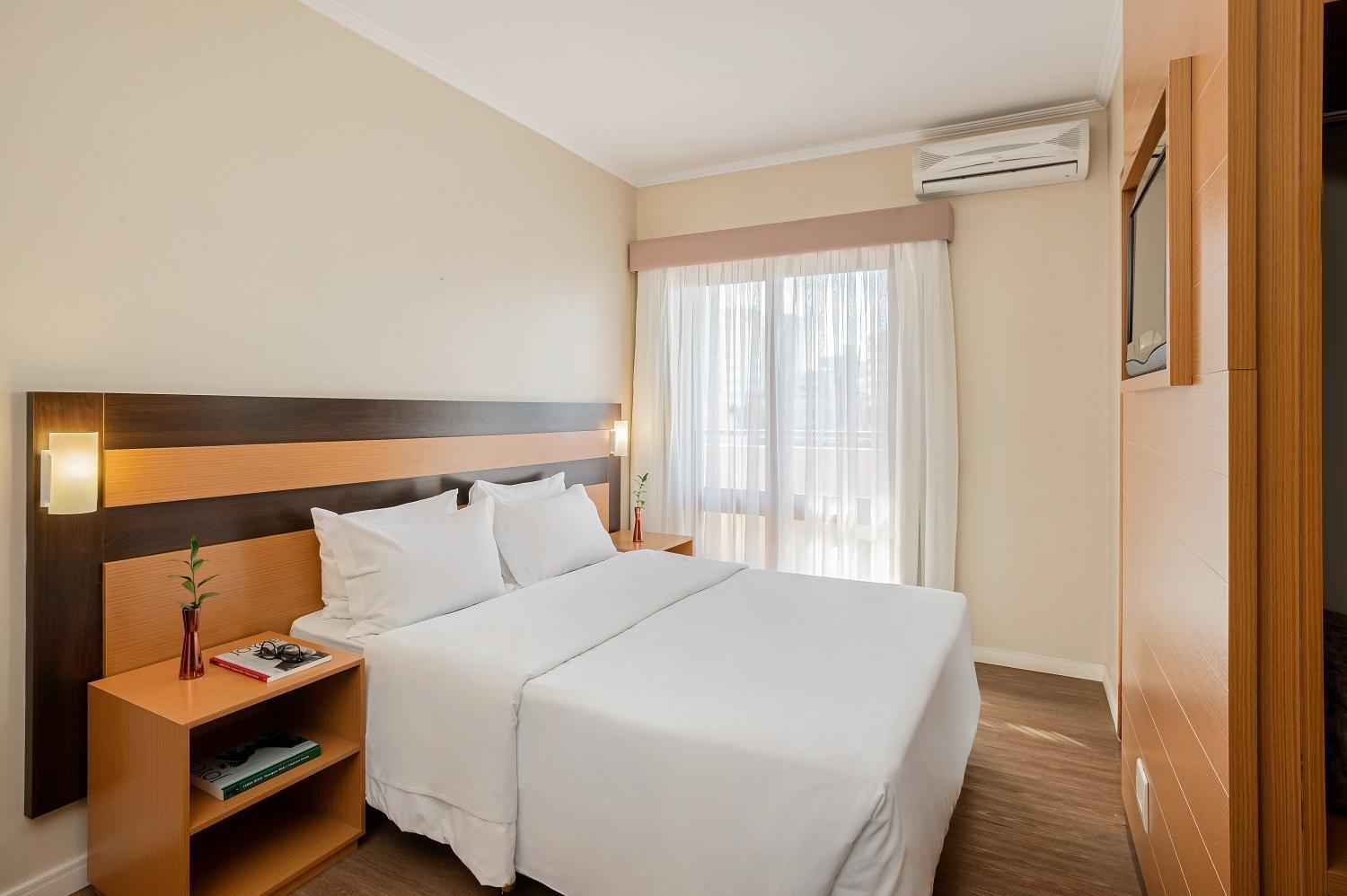Standard Double - 1 Double Bed - Photo 3