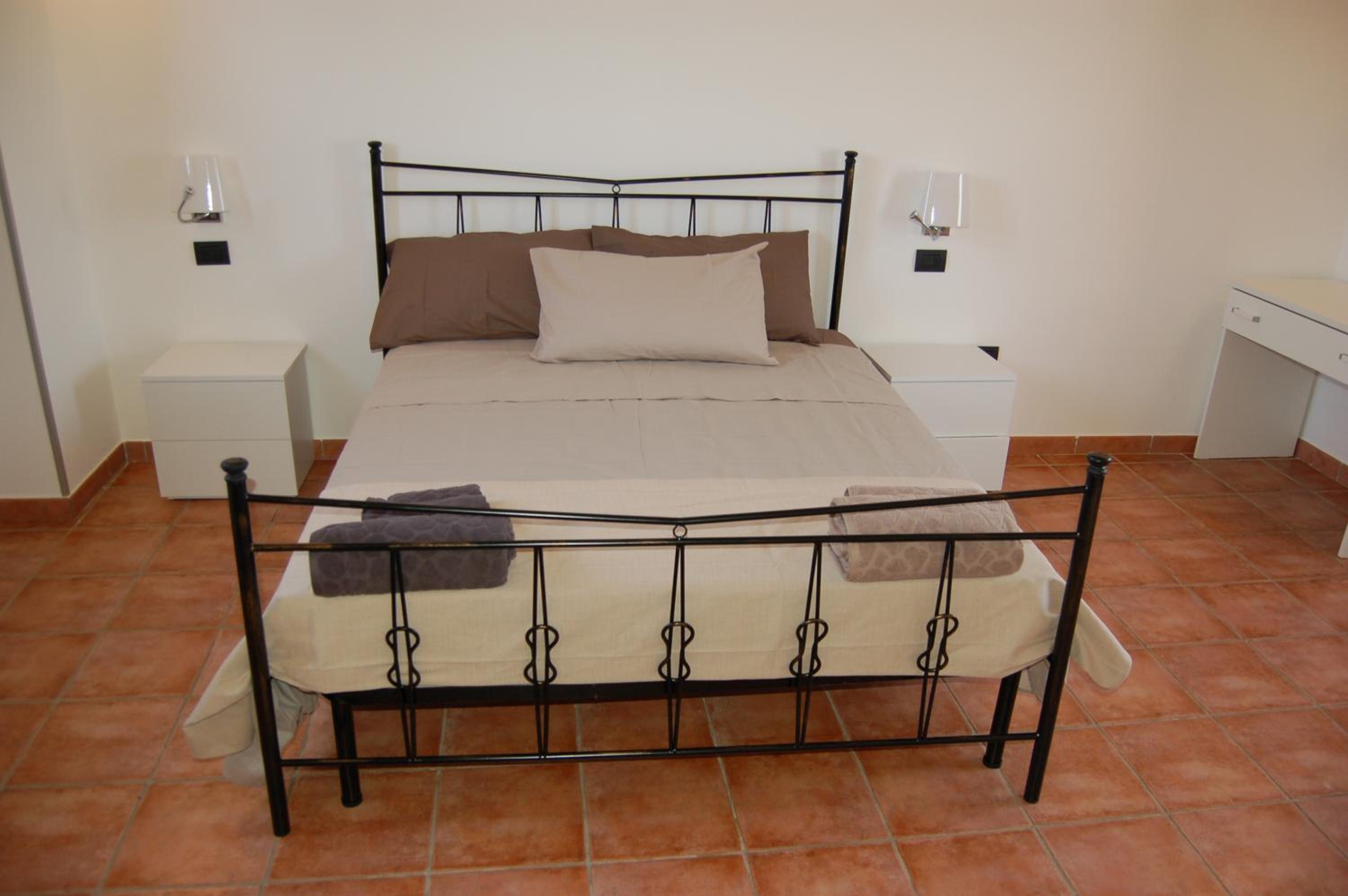 Deluxe Double or Twin Room photo 3